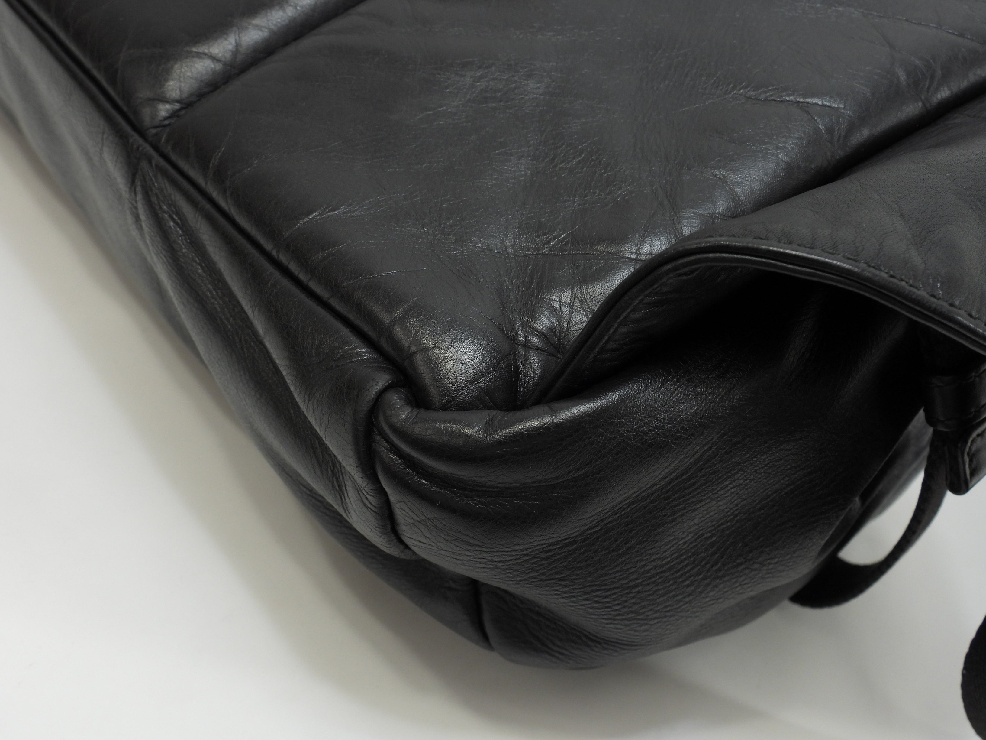 Bottega Veneta marsupio Intrecciato in pelle nera con marsupio a tracolla @B03658988E