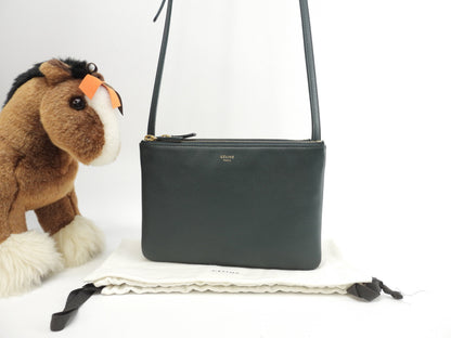 Celine Trio Small in pelle goffrata verde, pochette a tracolla @S-GA-4117