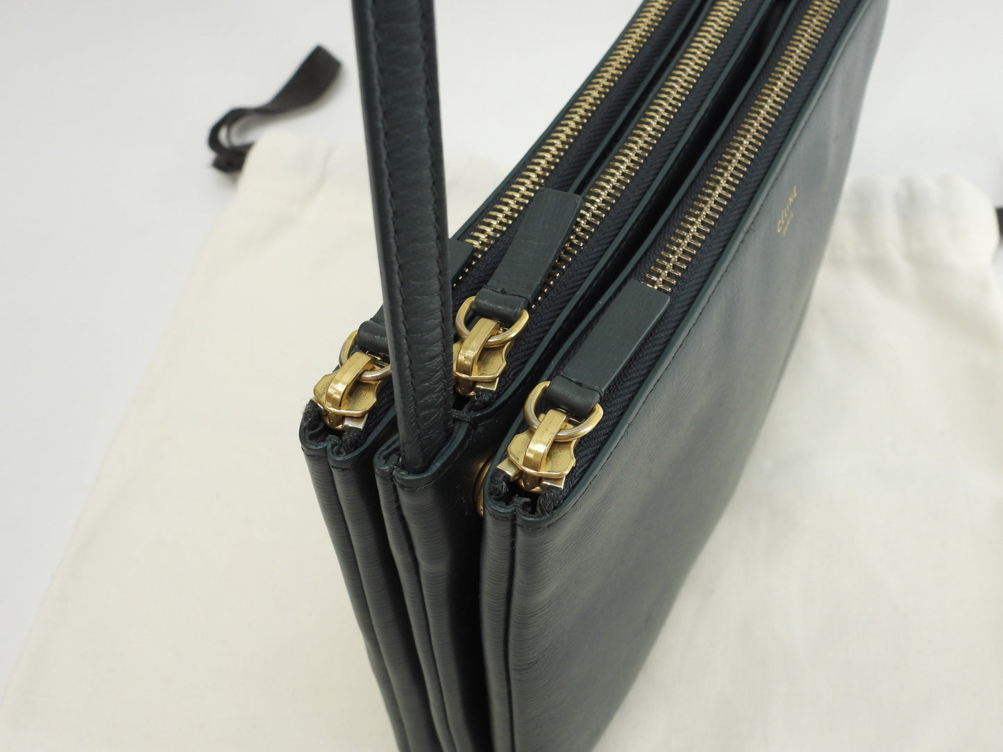 Celine Trio Small in pelle goffrata verde, pochette a tracolla @S-GA-4117