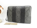 Bottega Veneta Pochette in pelle Intrecciato grigio scuro borsa a mano uomo ottime condizioni @B06334657O