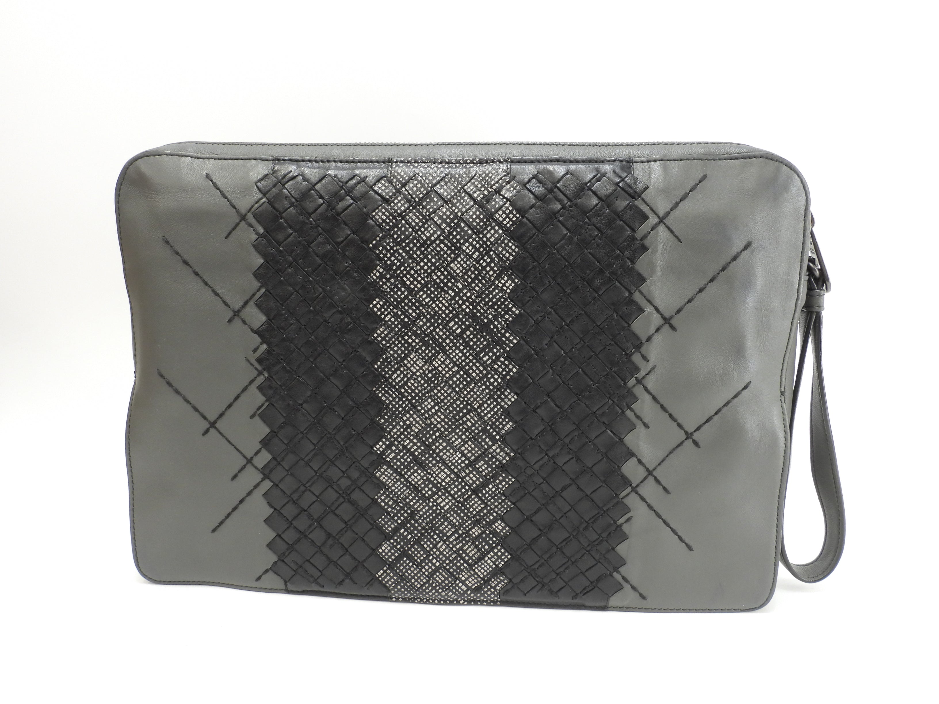 Bottega Veneta Pochette in pelle Intrecciato grigio scuro borsa a mano uomo ottime condizioni @B06334657O