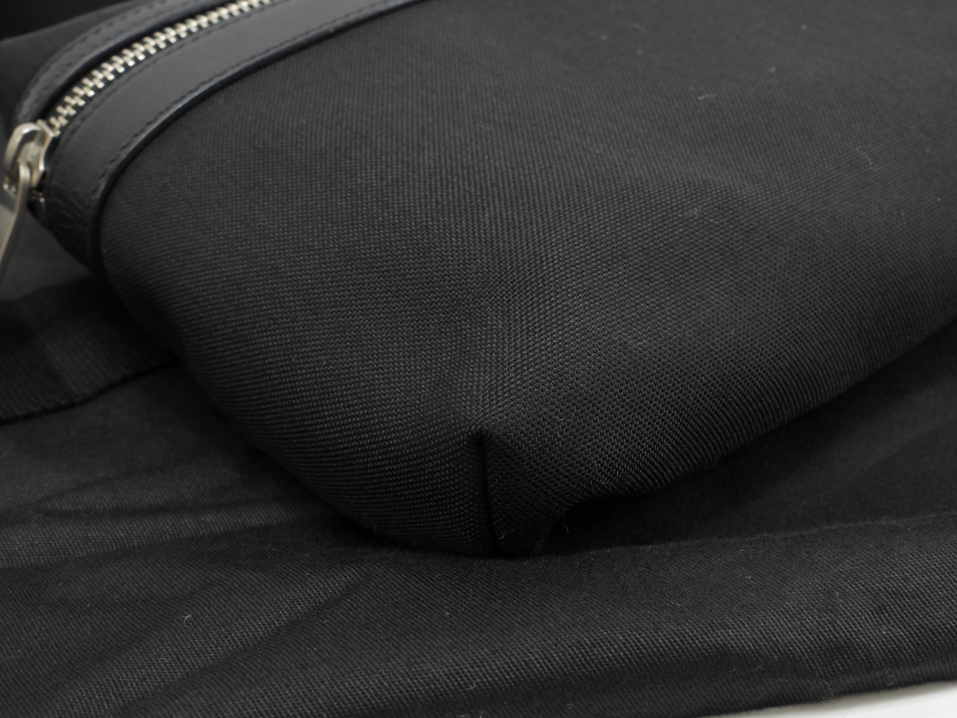 Saint Laurent Marsupio City in nylon/pelle nera, marsupio/bag bum bag, ottime condizioni @ 6