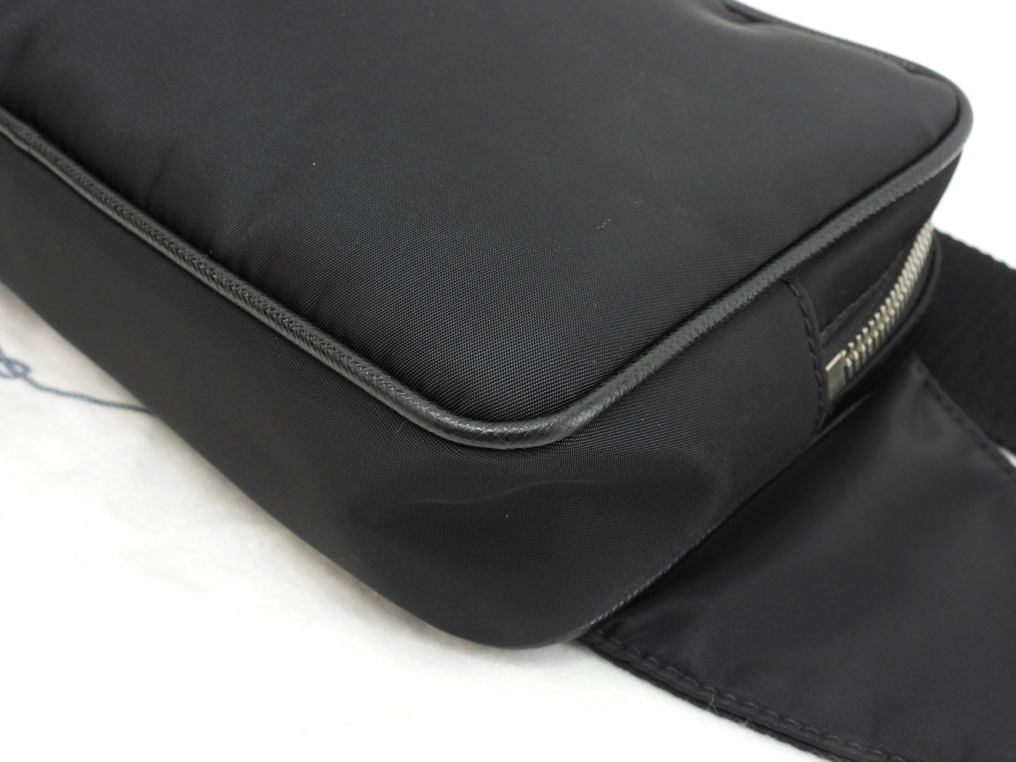 Prada borsa a tracolla gialla triangolo nylon nero marsupio waist bag hip bag ottime condizioni@250