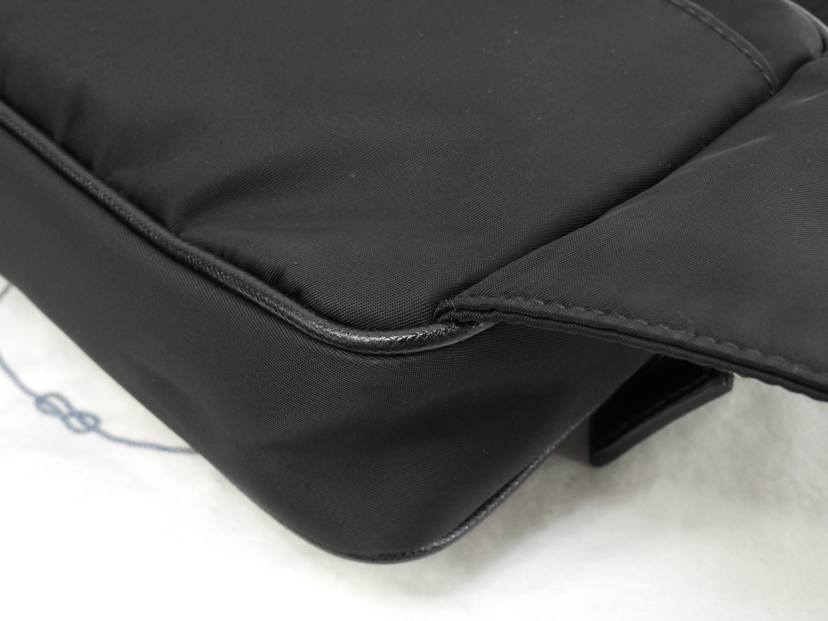 Prada borsa a tracolla gialla triangolo nylon nero marsupio waist bag hip bag ottime condizioni@250