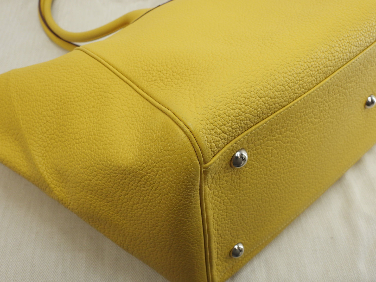Hermès Paris Bombay 40 in pelle Taurillon Clémence gialla, tote bag, tracolla, @□M