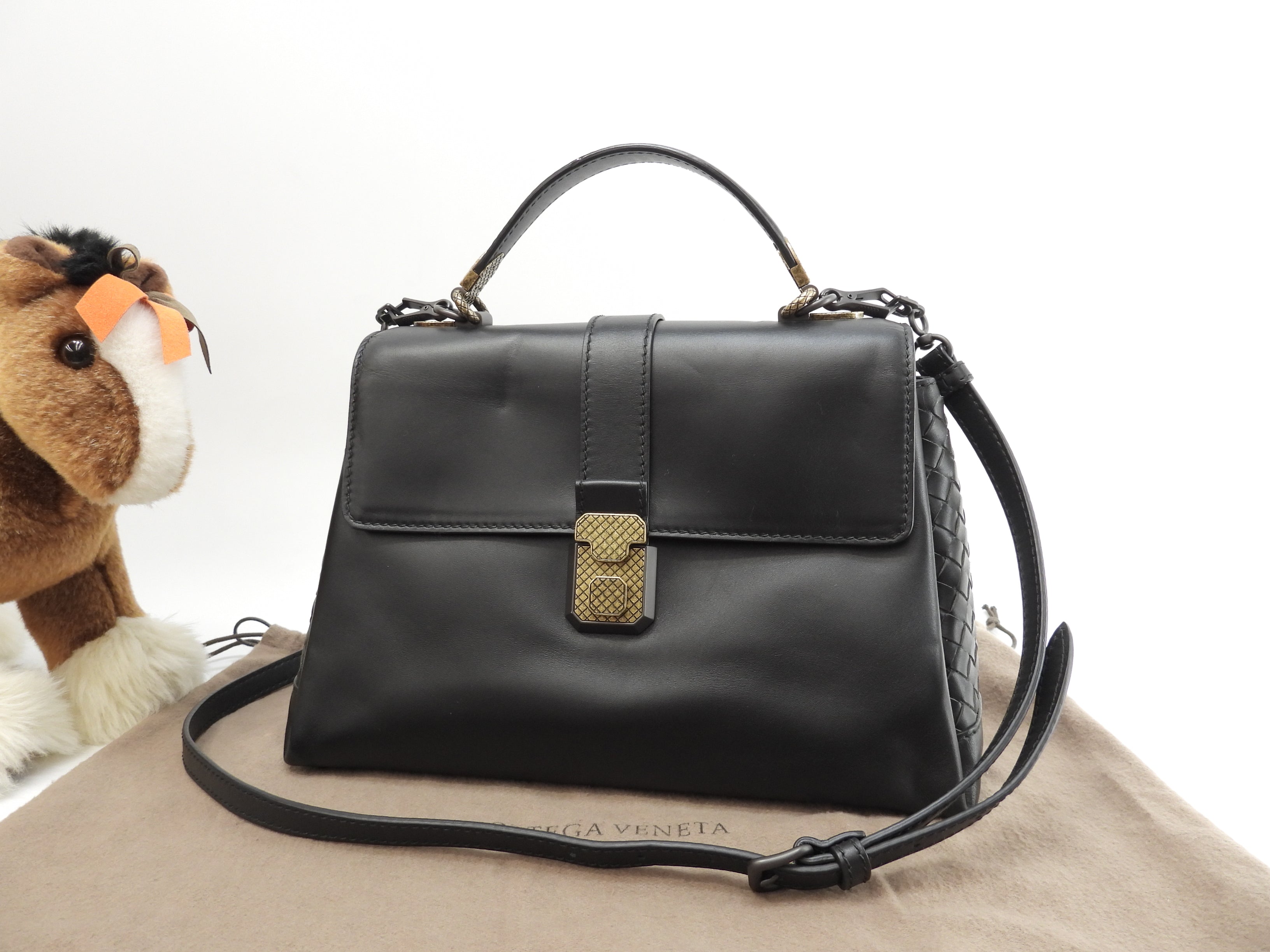 Bottega Veneta Pizza MM Intrecciato Pelle Nera Borsa a Mano con Tracolla Ottime Condizioni @B07357382I