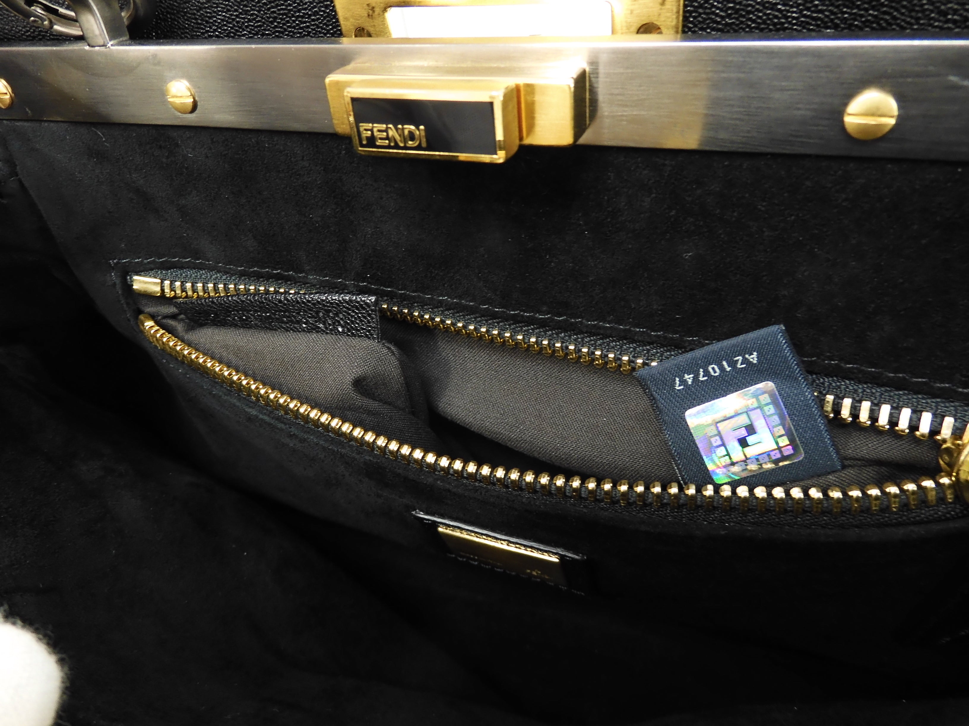 Fendi Peekaboo piccolo pelle nera borsa a mano con tracolla condizioni eccellenti @ 314