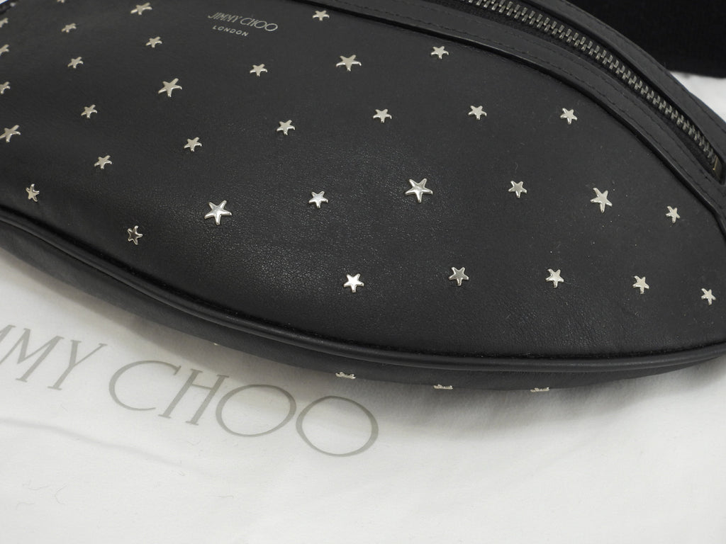 Jimmy Choo Marsupio York in pelle nera con stelle argentate, in ottime condizioni @ 1