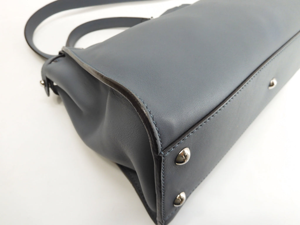 FENDI Peekaboo Regular Pelle Grigio-azzurra Borsa a mano con tracolla Condizioni eccellenti @ 3