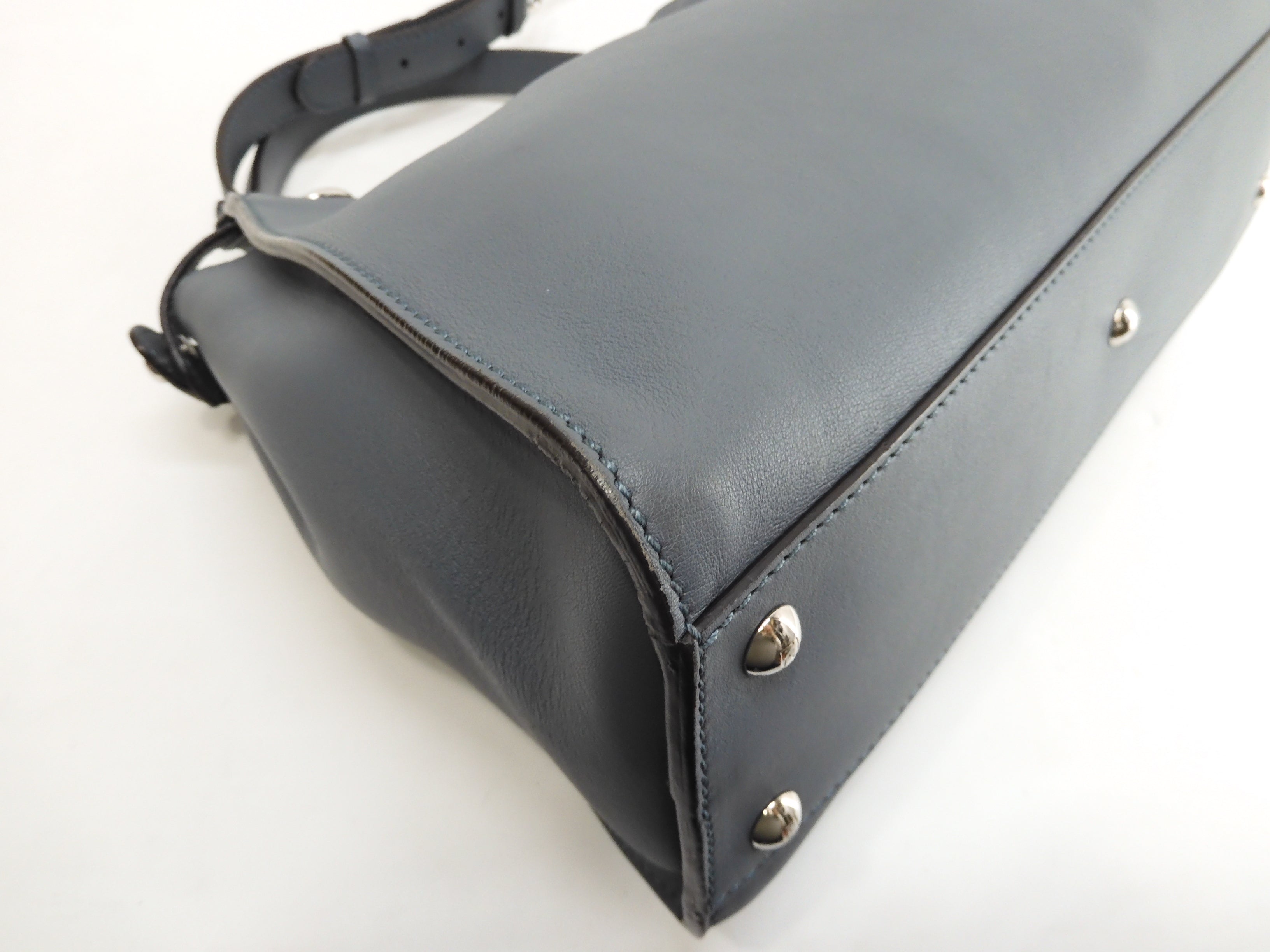 FENDI Peekaboo Regular Pelle Grigio-azzurra Borsa a mano con tracolla Condizioni eccellenti @ 3