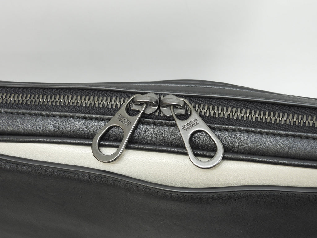 Bottega Veneta Pochette in pelle nera Intrecciato, second bag, ottime condizioni@B07533577R