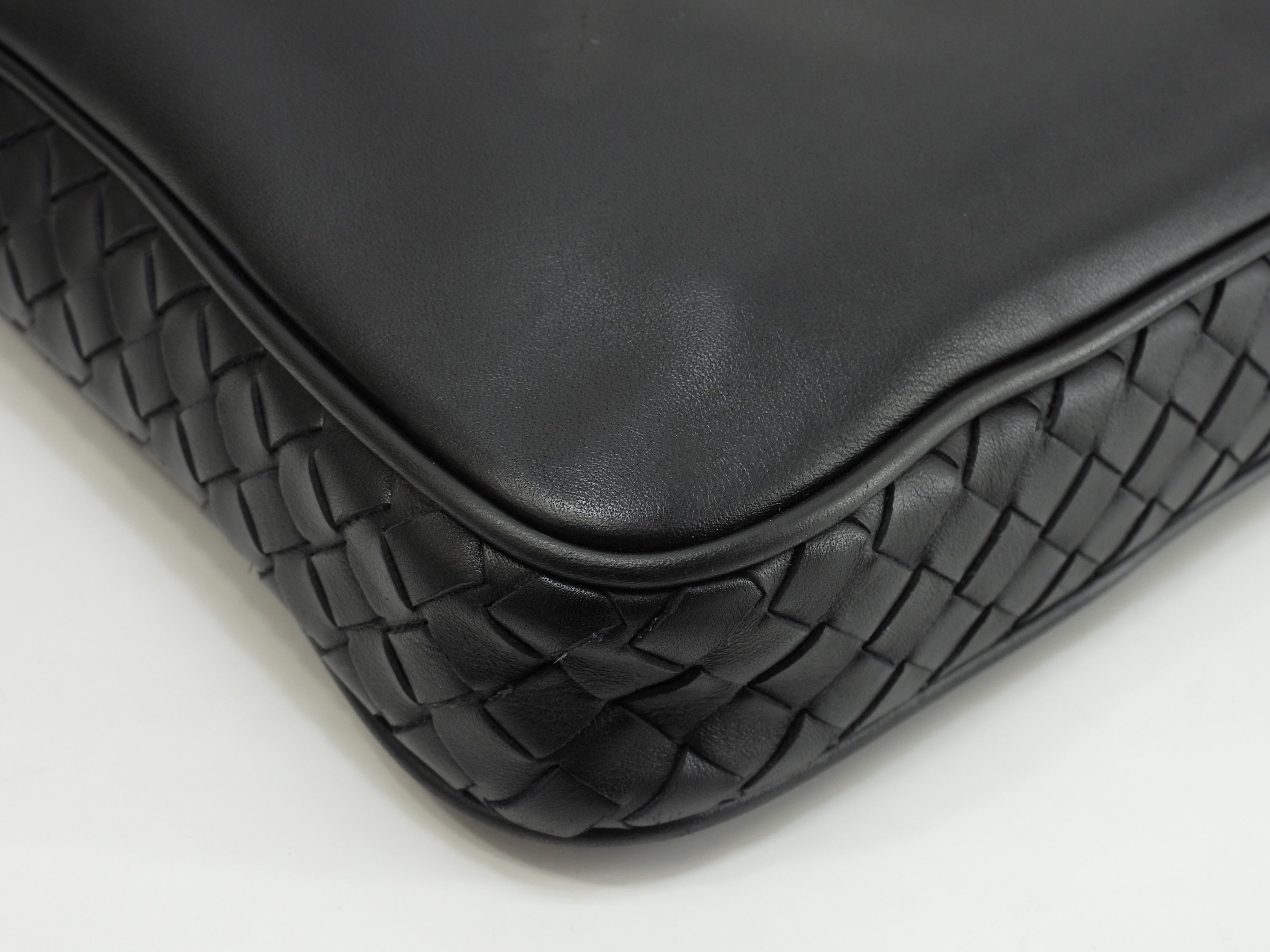 Bottega Veneta Pochette in pelle nera Intrecciato, second bag, ottime condizioni@B07533577R