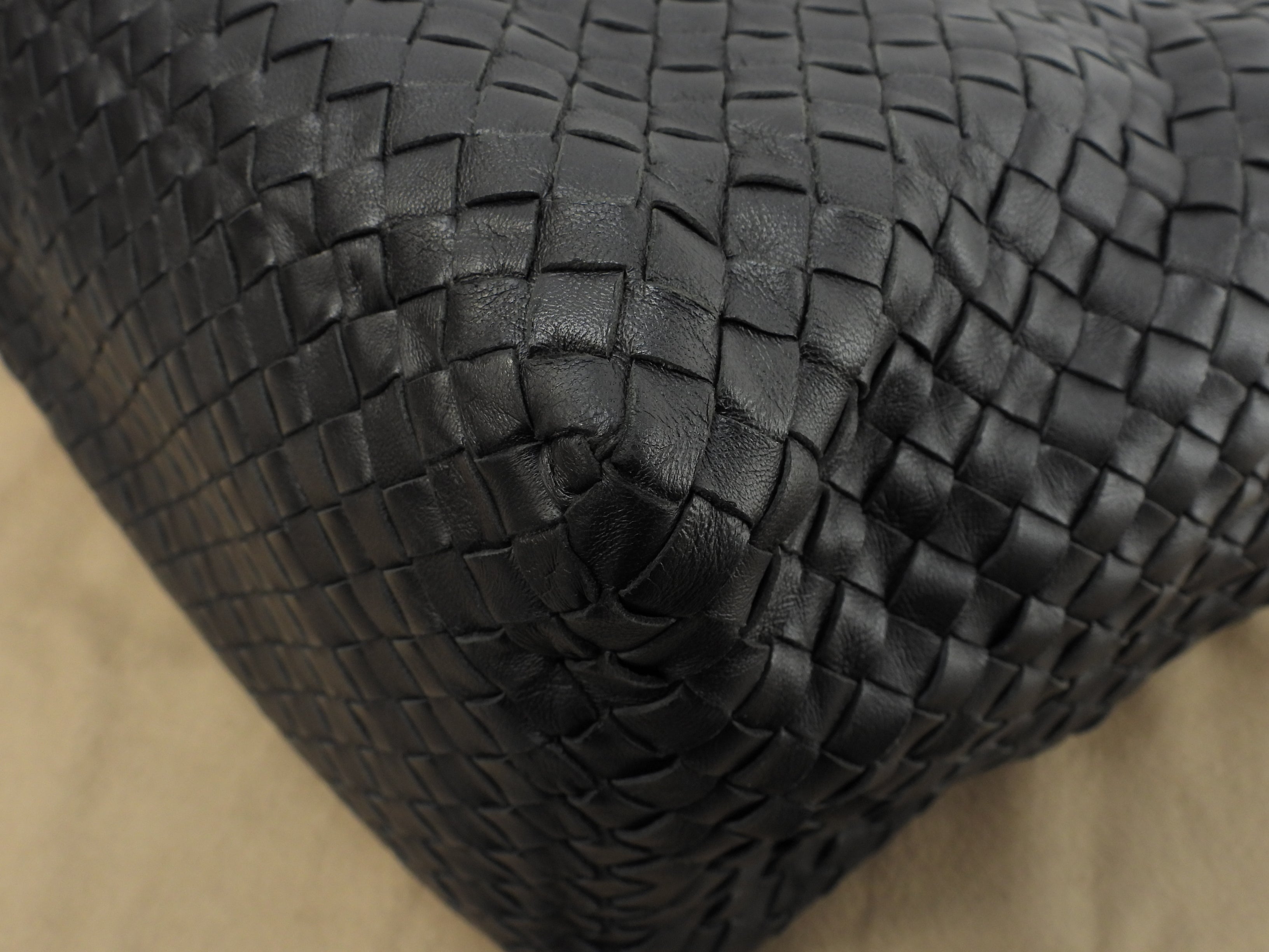 Bottega Veneta Cesta Small Intrecciato Pelle Nera Borsa Tote @B03096927W