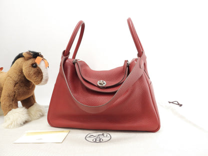Hermès Lindy 34 in Taurillon Clemence, rosso, borsa a mano e a tracolla @□Q 3