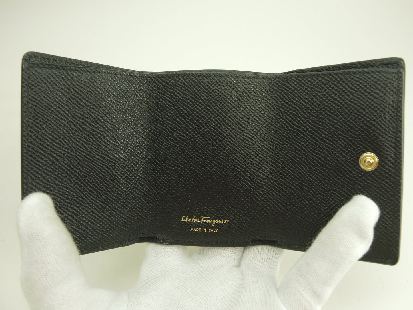 Ferragamo Portafoglio Mini Edizione Limitata Giappone Vara Bow in Pelle Nera Portafoglio a 3 ante Inutilizzato@JL-22D951