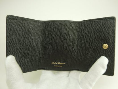 Ferragamo Portafoglio Mini Edizione Limitata Giappone Vara Bow in Pelle Nera Portafoglio a 3 ante Inutilizzato@JL-22D951