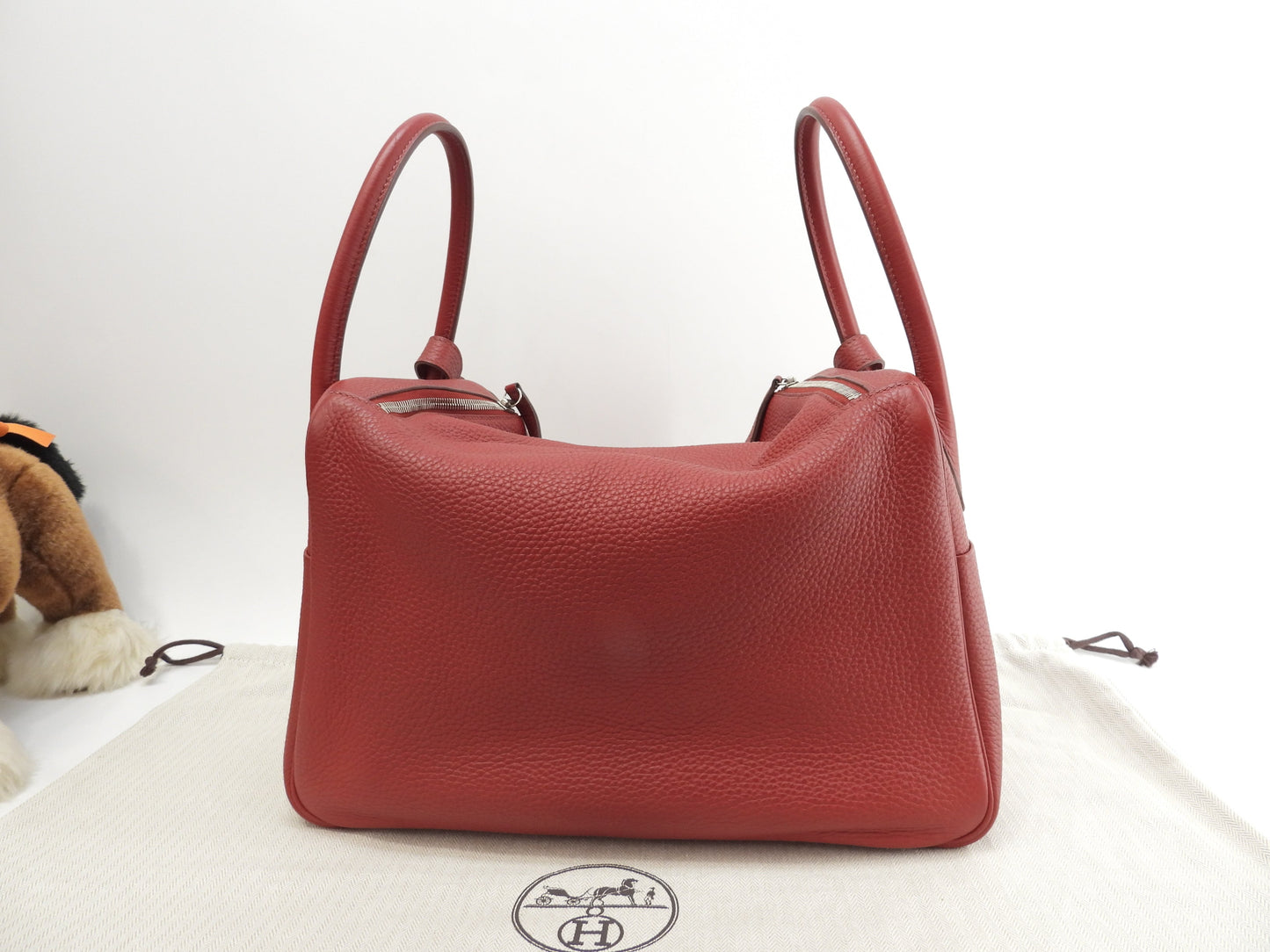 Hermès Lindy 34 in Taurillon Clemence, rosso, borsa a mano e a tracolla @□Q 3