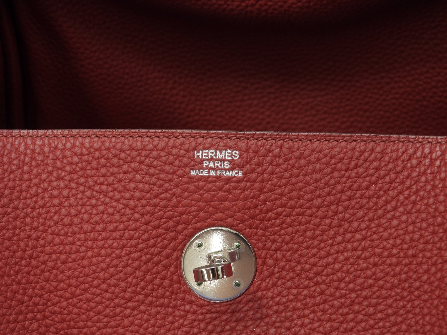 Hermès Lindy 34 in Taurillon Clemence, rosso, borsa a mano e a tracolla @□Q 3