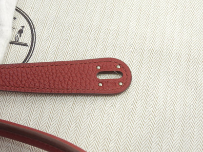 Hermès Lindy 34 in Taurillon Clemence, rosso, borsa a mano e a tracolla @□Q 3