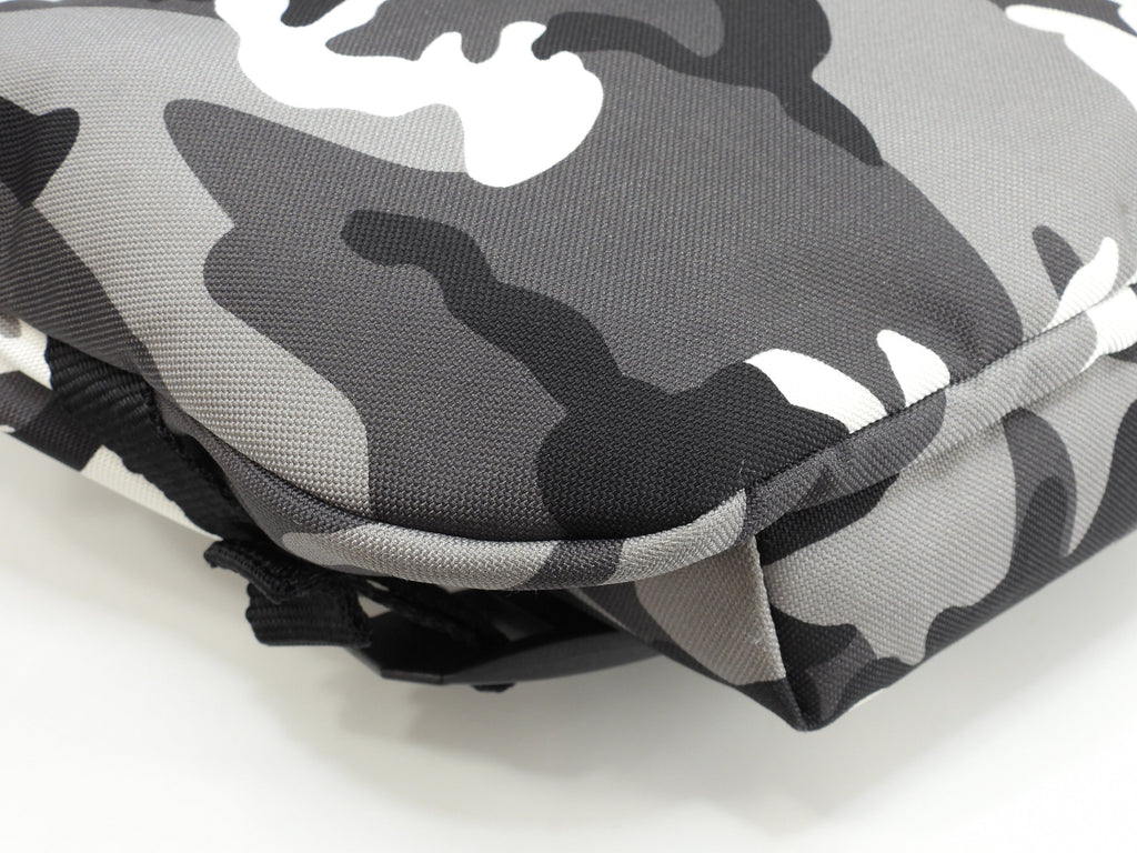 Balenciaga marsupio Every Day in nylon nero e bianco, in ottime condizioni @ 46