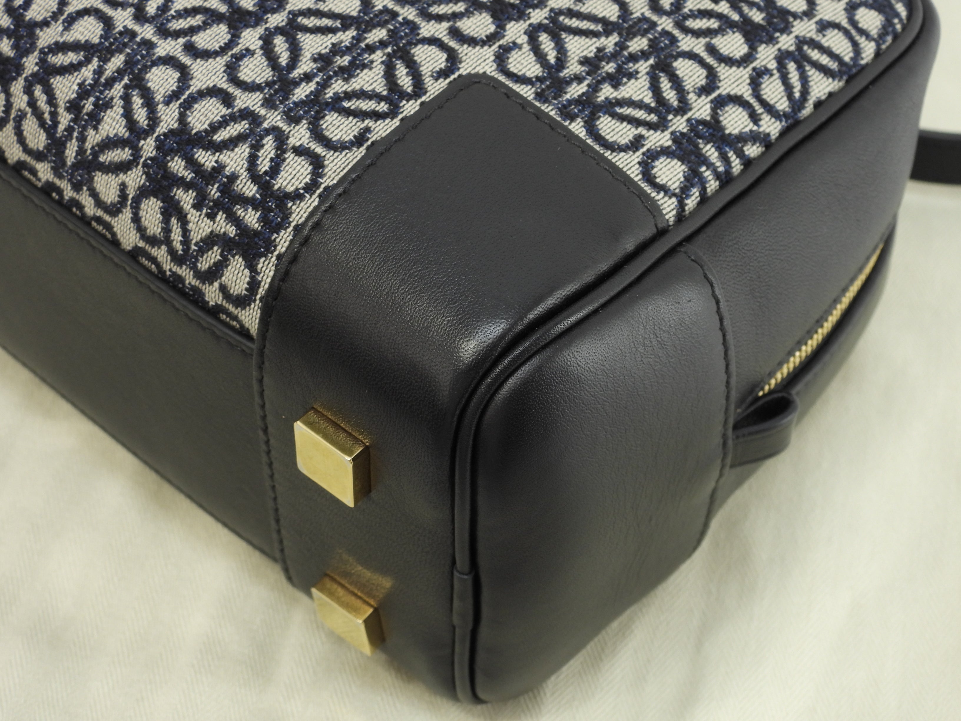 Loewe Amazona 23 Jacquard/Pelle grigio-blu Pochette con mini borsa a mano con tracolla (come nuova) @262147