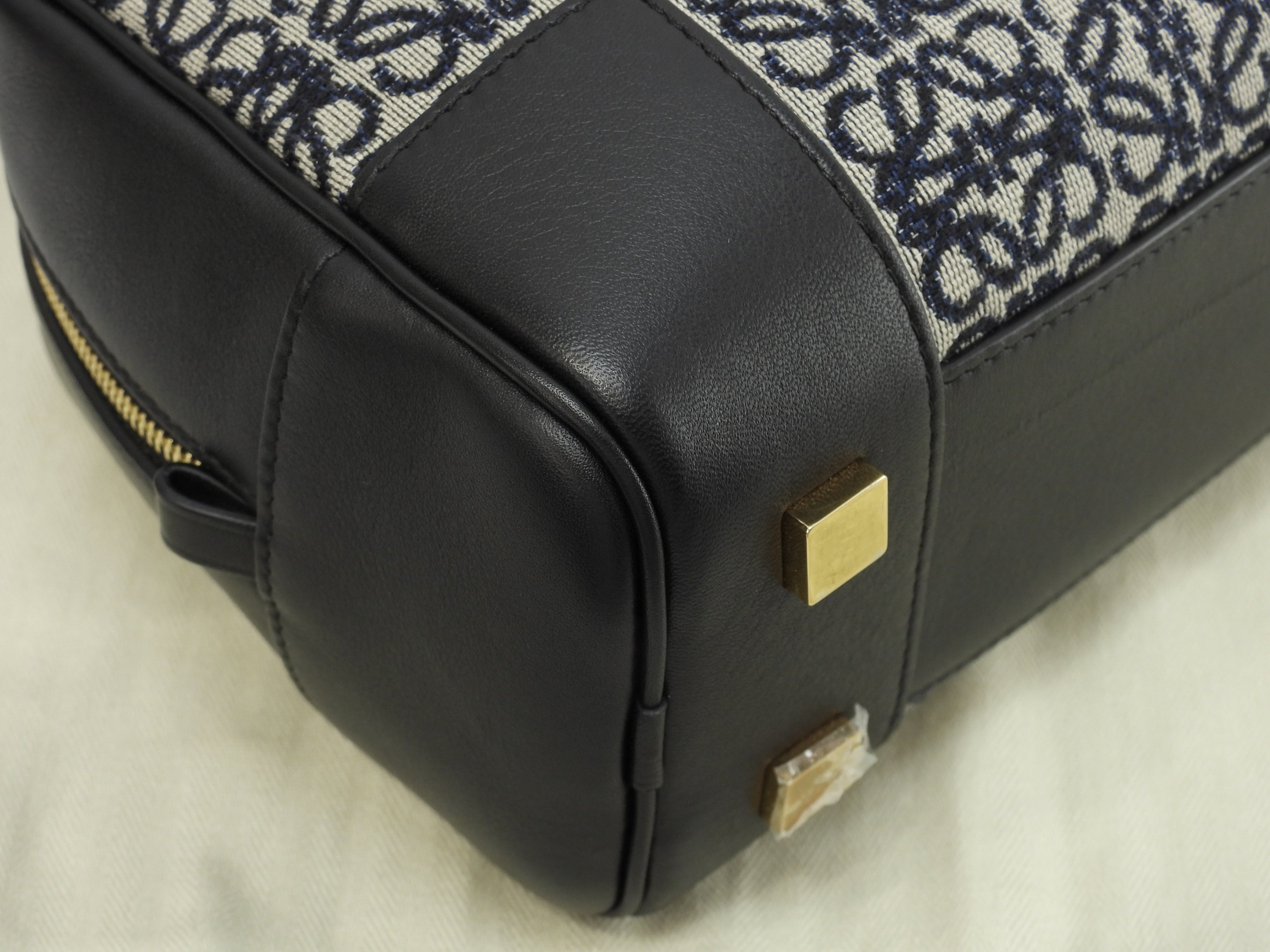 Loewe Amazona 23 Jacquard/Pelle grigio-blu Pochette con mini borsa a mano con tracolla (come nuova) @262147