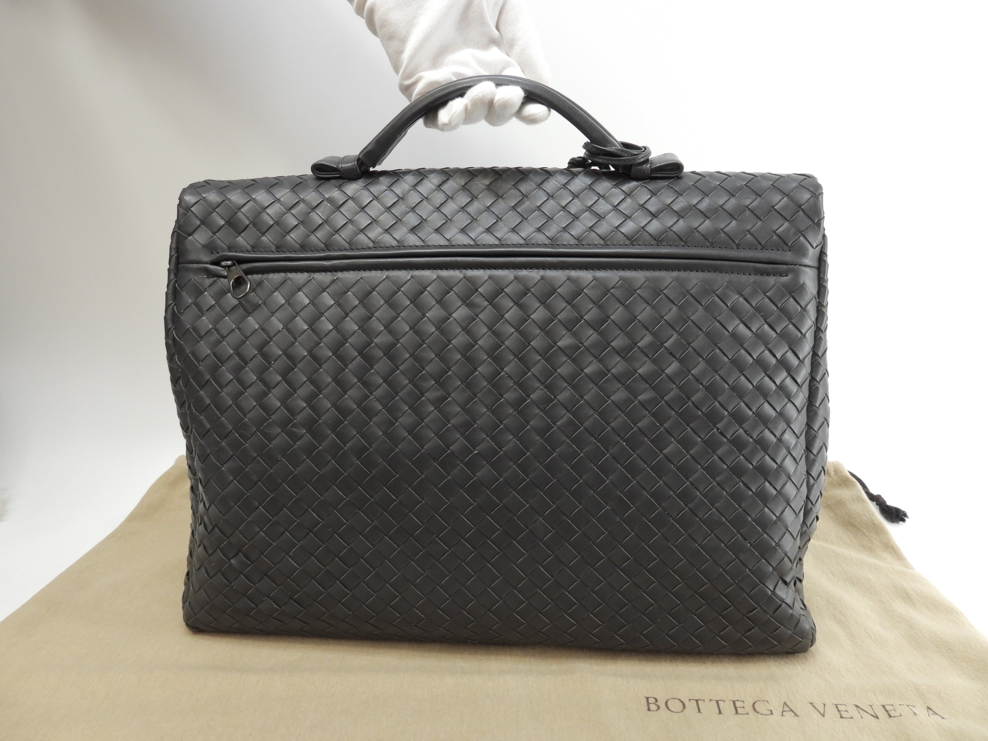 Bottega Veneta ventiquattrore Intrecciato in pelle grigia, cartella, ottime condizioni @B02225646Z