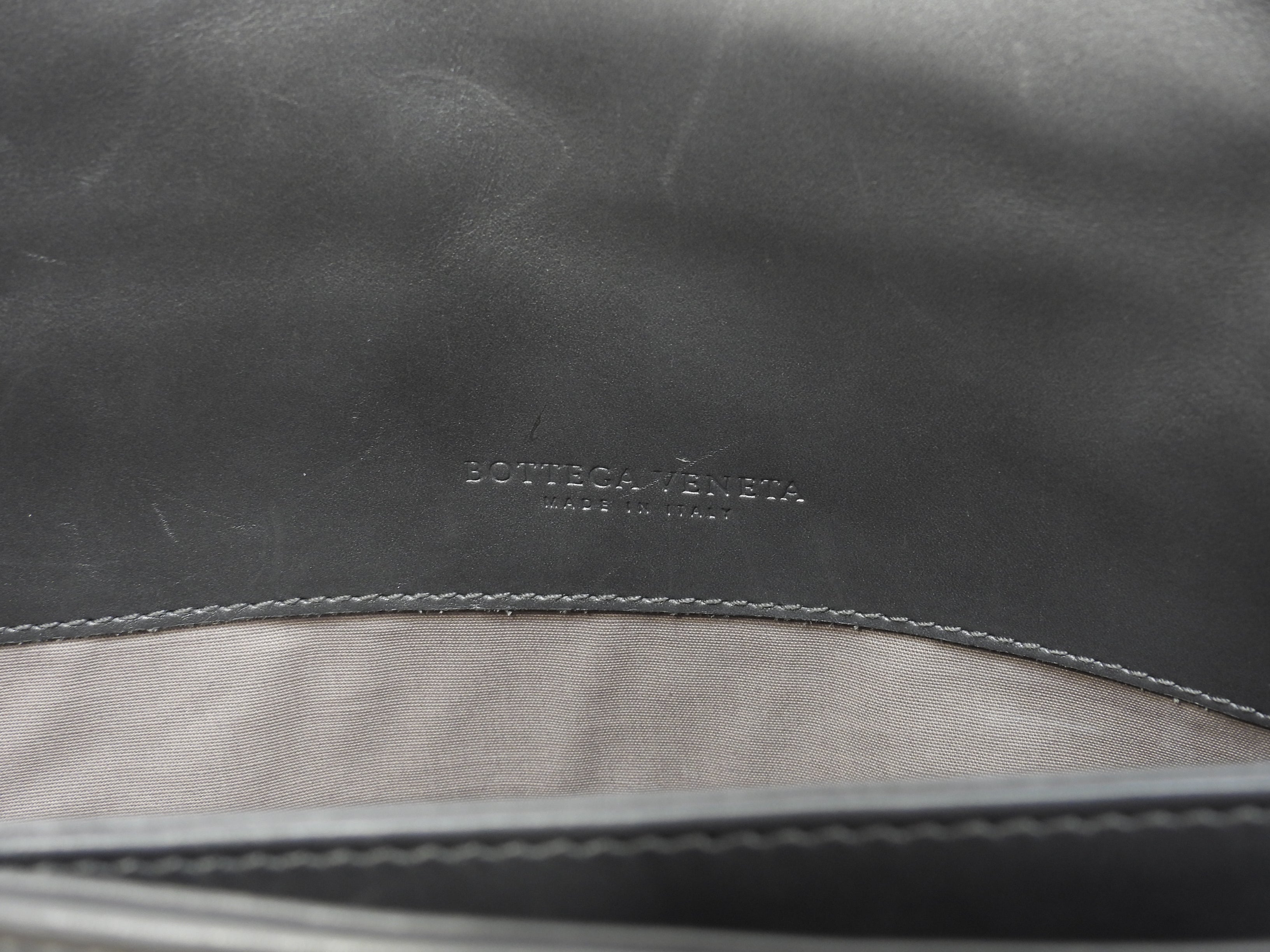 Bottega Veneta ventiquattrore Intrecciato in pelle grigia, cartella, ottime condizioni @B02225646Z