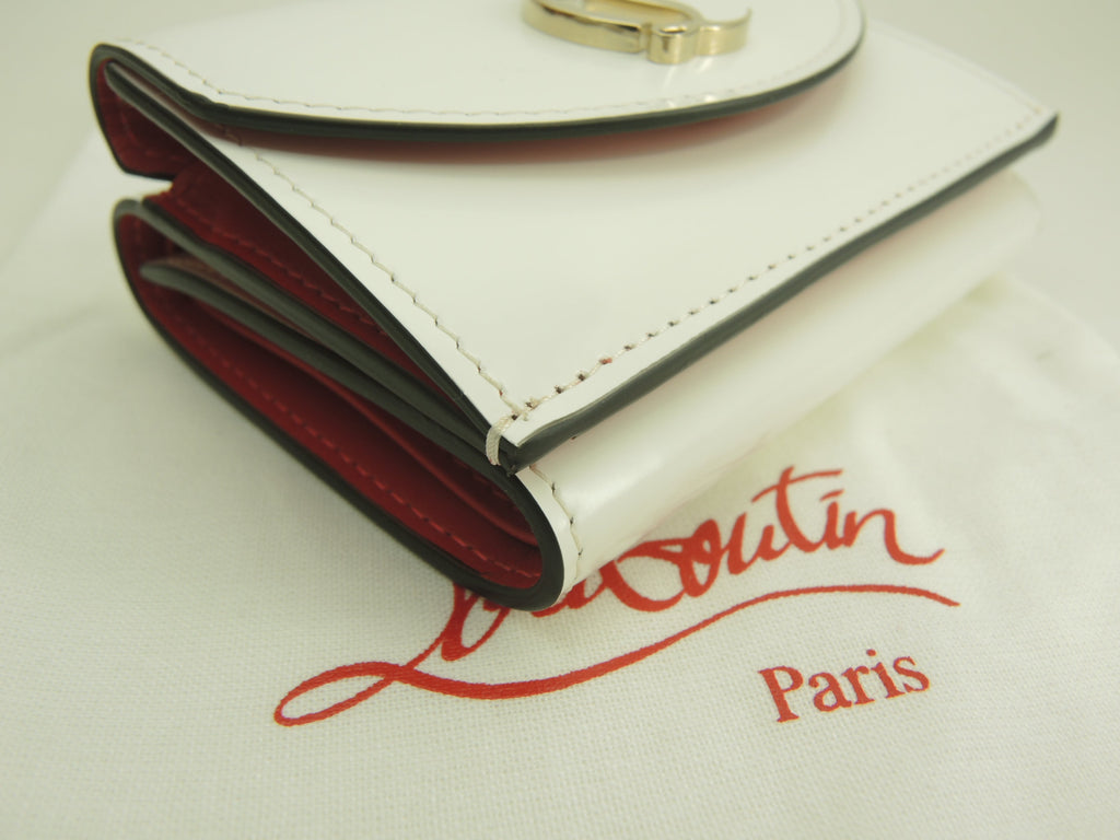 Christian Louboutin portafoglio mini a 3 ante Loubi54 pelle verniciata bianca portafoglio compatto inutilizzato @ 2