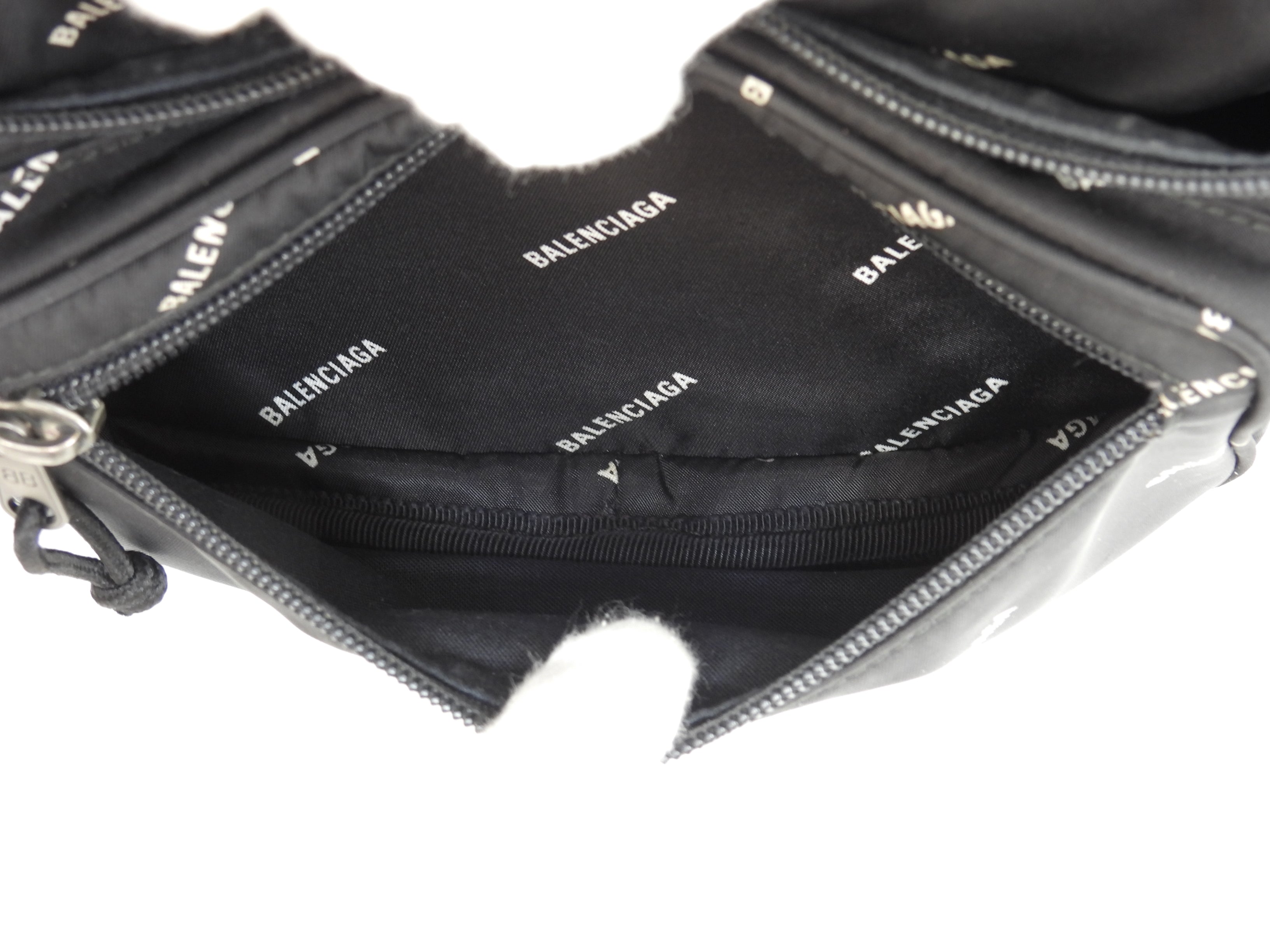 Marsupio Balenciaga Explorer in nylon nero con logo bianco @ 5
