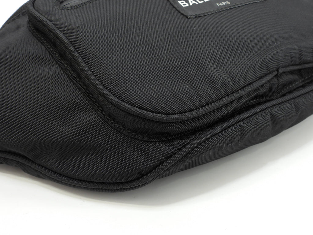 Balenciaga Marsupio Explorer Nylon nero con logo bianco @ 6
