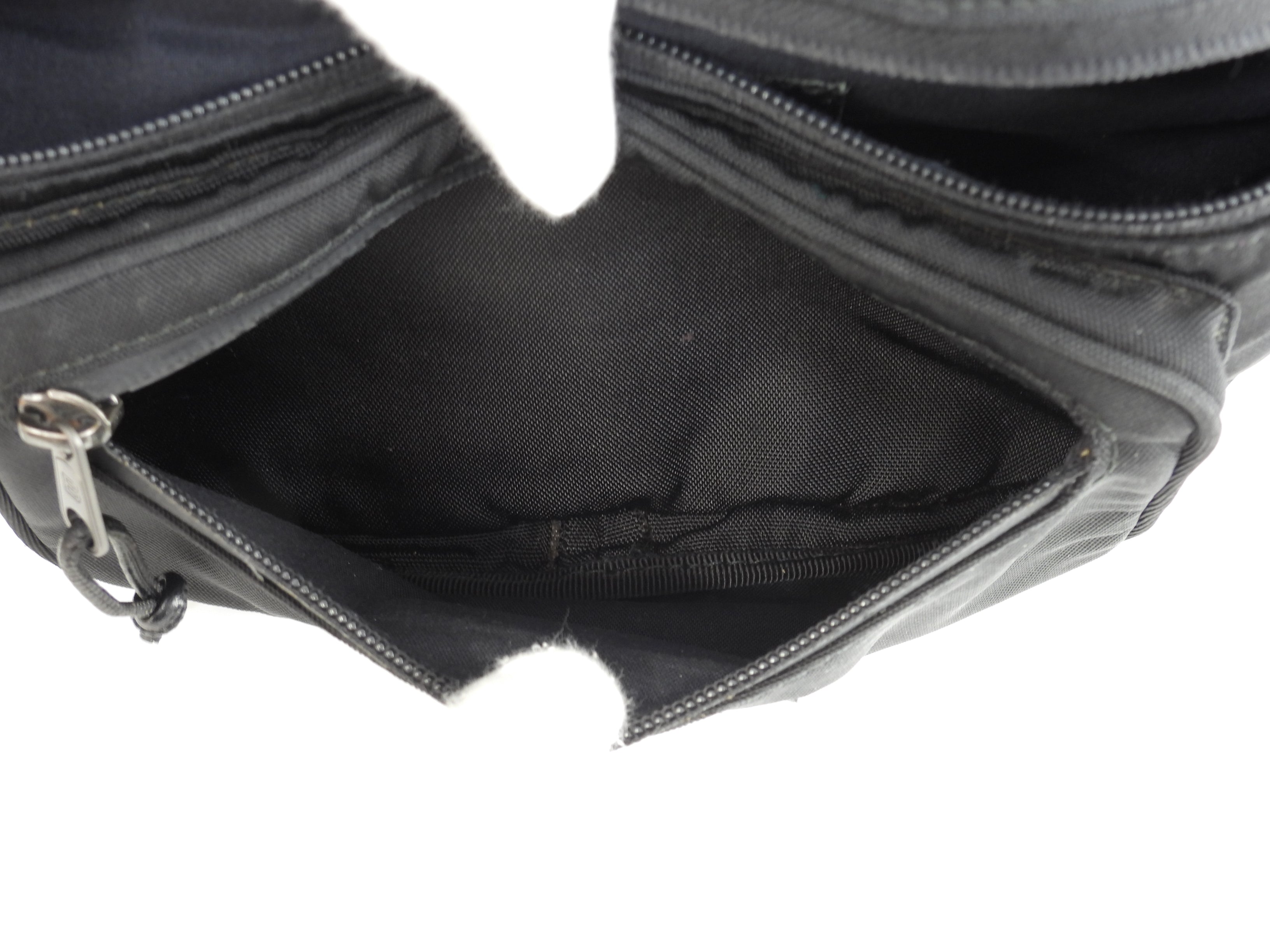 Balenciaga Marsupio Explorer Nylon nero con logo bianco @ 6