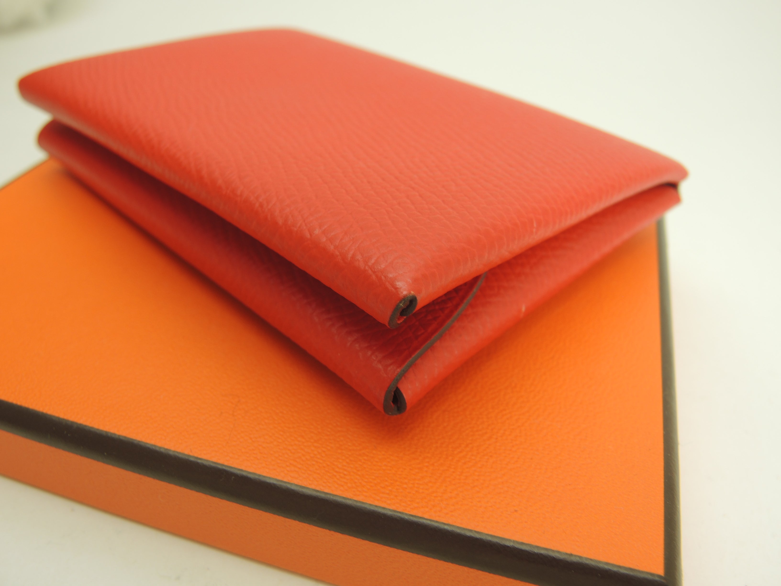 Hermès Calvi Duo Epsom Cinnabro portafoglio compatto mini borsa inutilizzato@U 3