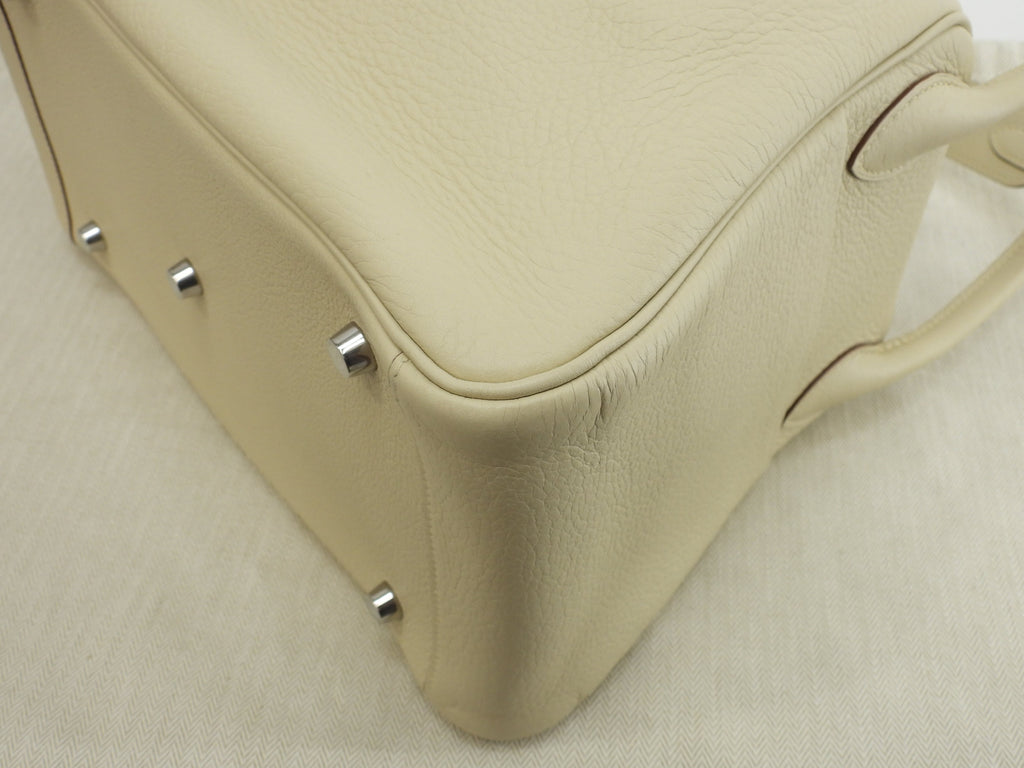 Hermès Lindy 30 in Clemence leather, color Parchemin, handbag with shoulder strap @□K 2