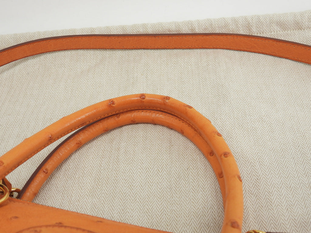 Hermes Bolide 31 Struzzo arancione metalleria oro con tracolla borsa a mano usato in condizioni eccellenti @□F