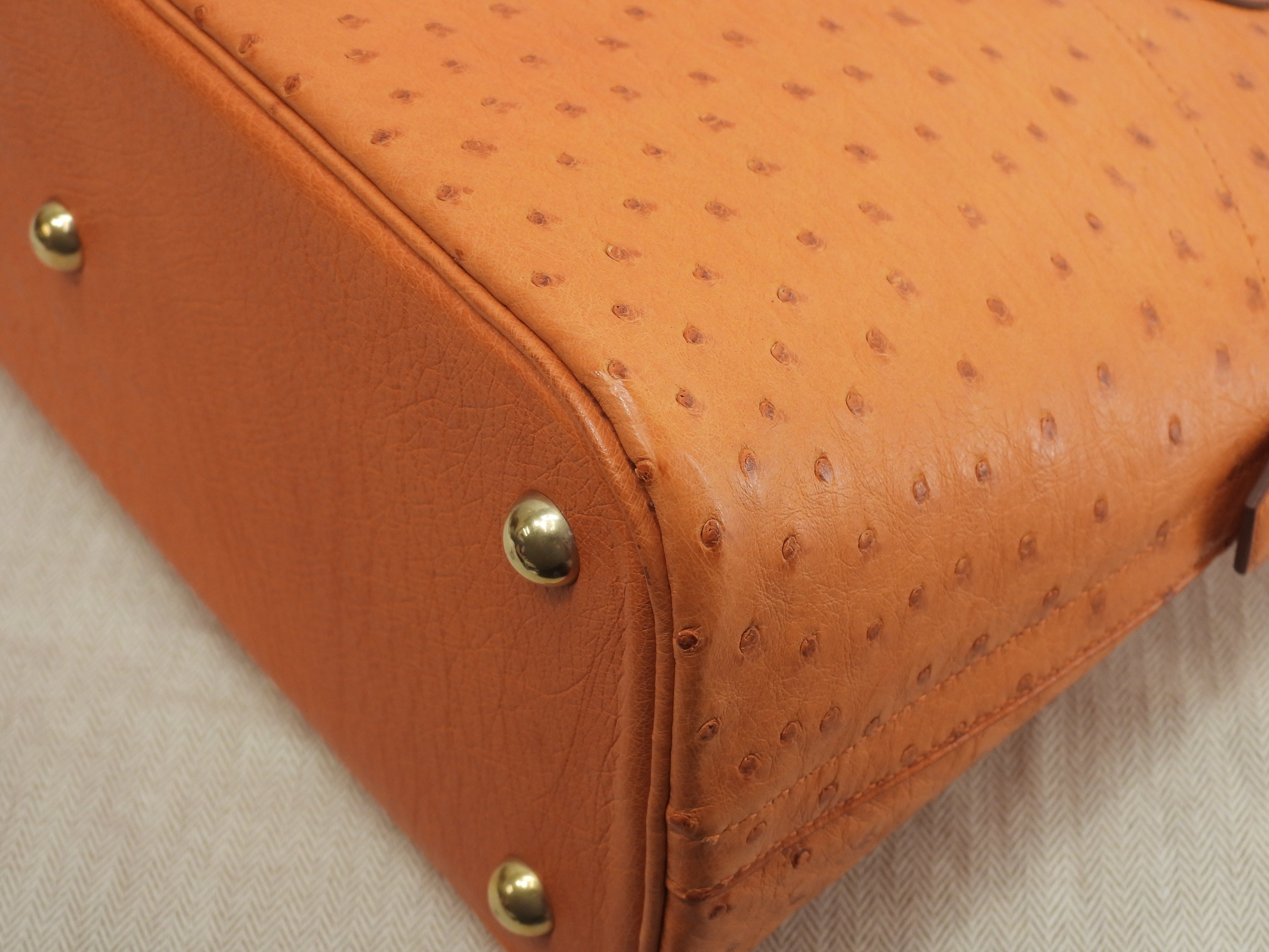 Hermes Bolide 31 Struzzo arancione metalleria oro con tracolla borsa a mano usato in condizioni eccellenti @□F