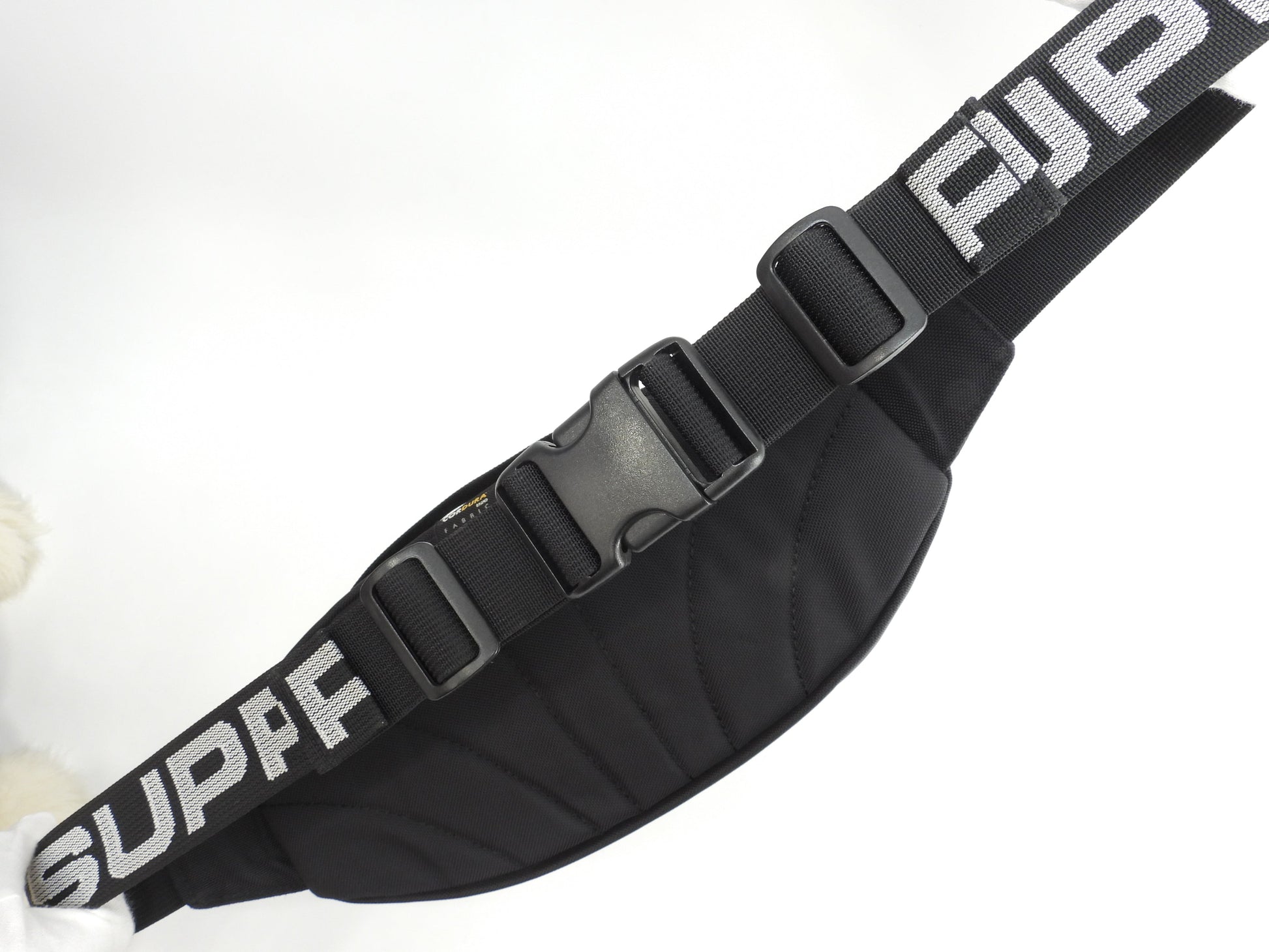 シュプリーム ボディバッグ Supremeロゴ ナイロン黒 バムバッグ ハンドバッグ 美品@ 6