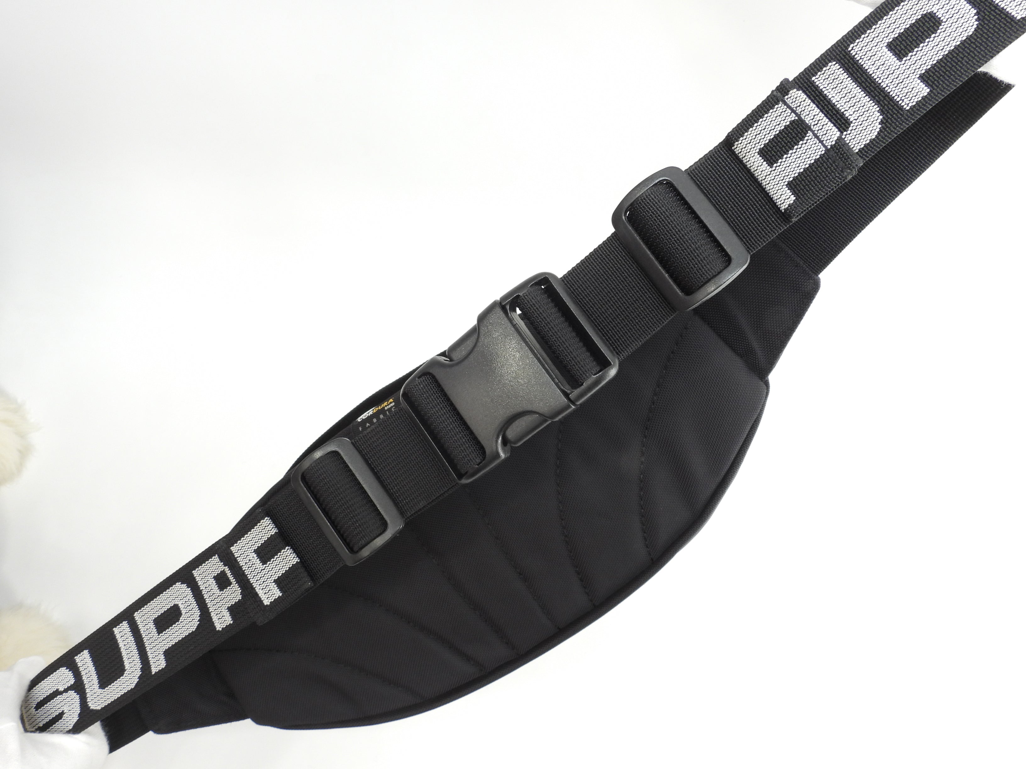 シュプリーム ボディバッグ Supremeロゴ ナイロン黒 バムバッグ ハンドバッグ 美品@ 6