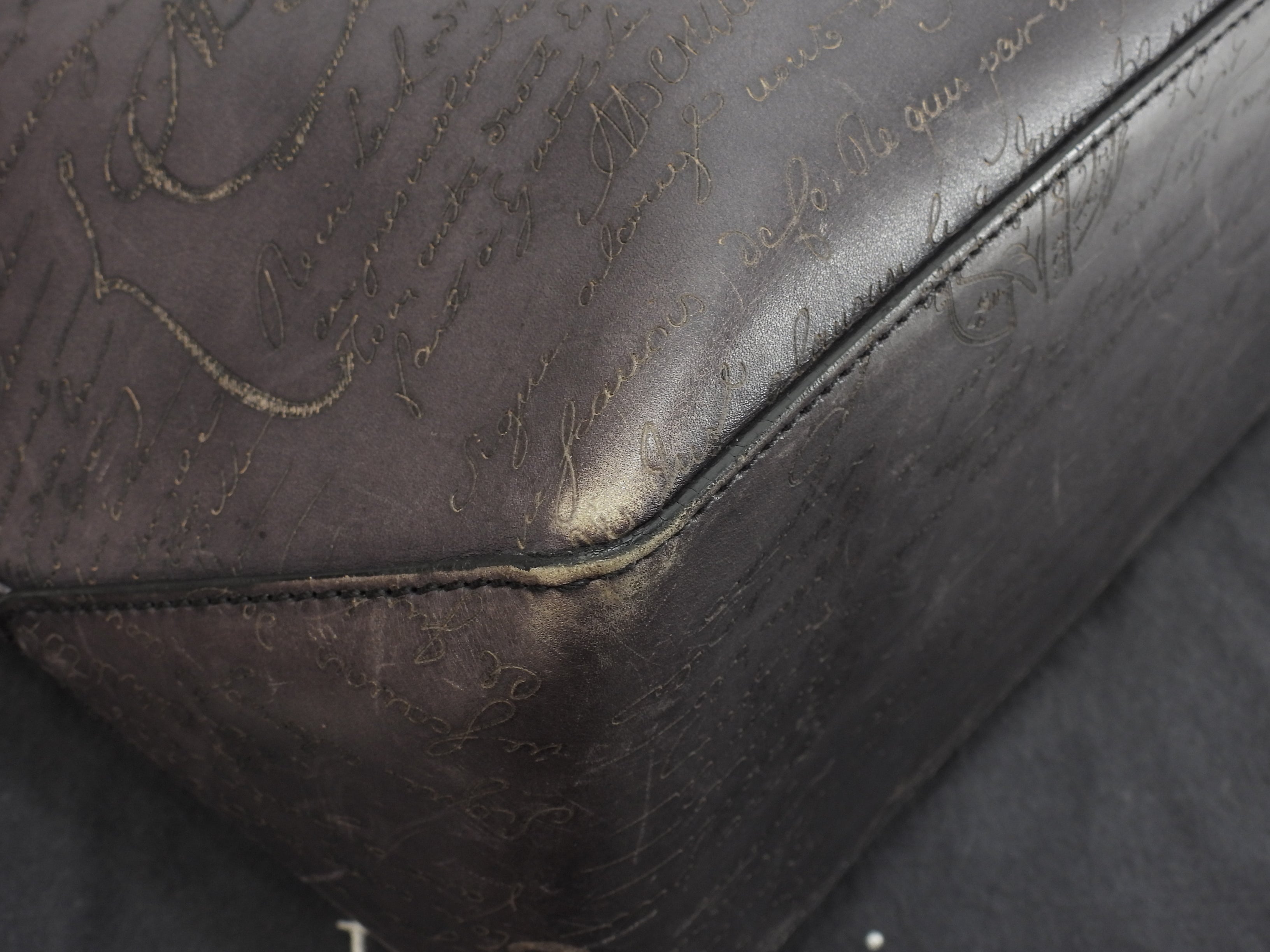 Berluti Toujours Scrittura Pelle Nera Tote Bag Uomo Borsa a Mano@A0194
