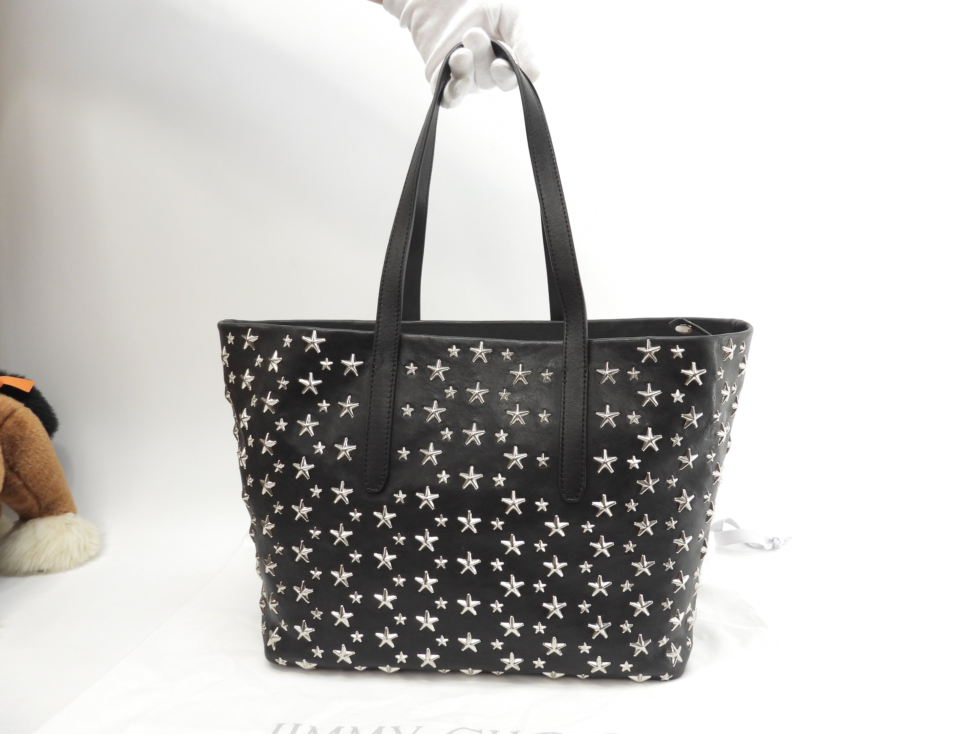 Jimmy Choo Sofia M borsa tote/a tracolla in pelle nera con borchie a stella argentate @WX4TQ6