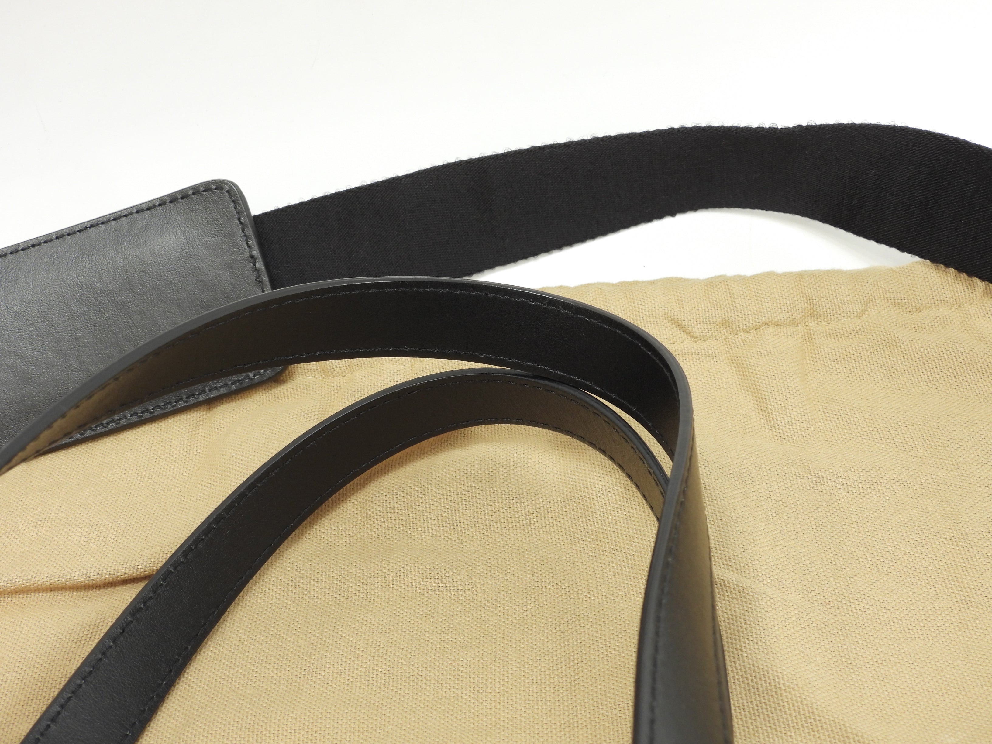 Christian Louboutin borsa tote Ruistote in pelle nera con tracolla, come nuova @ 2