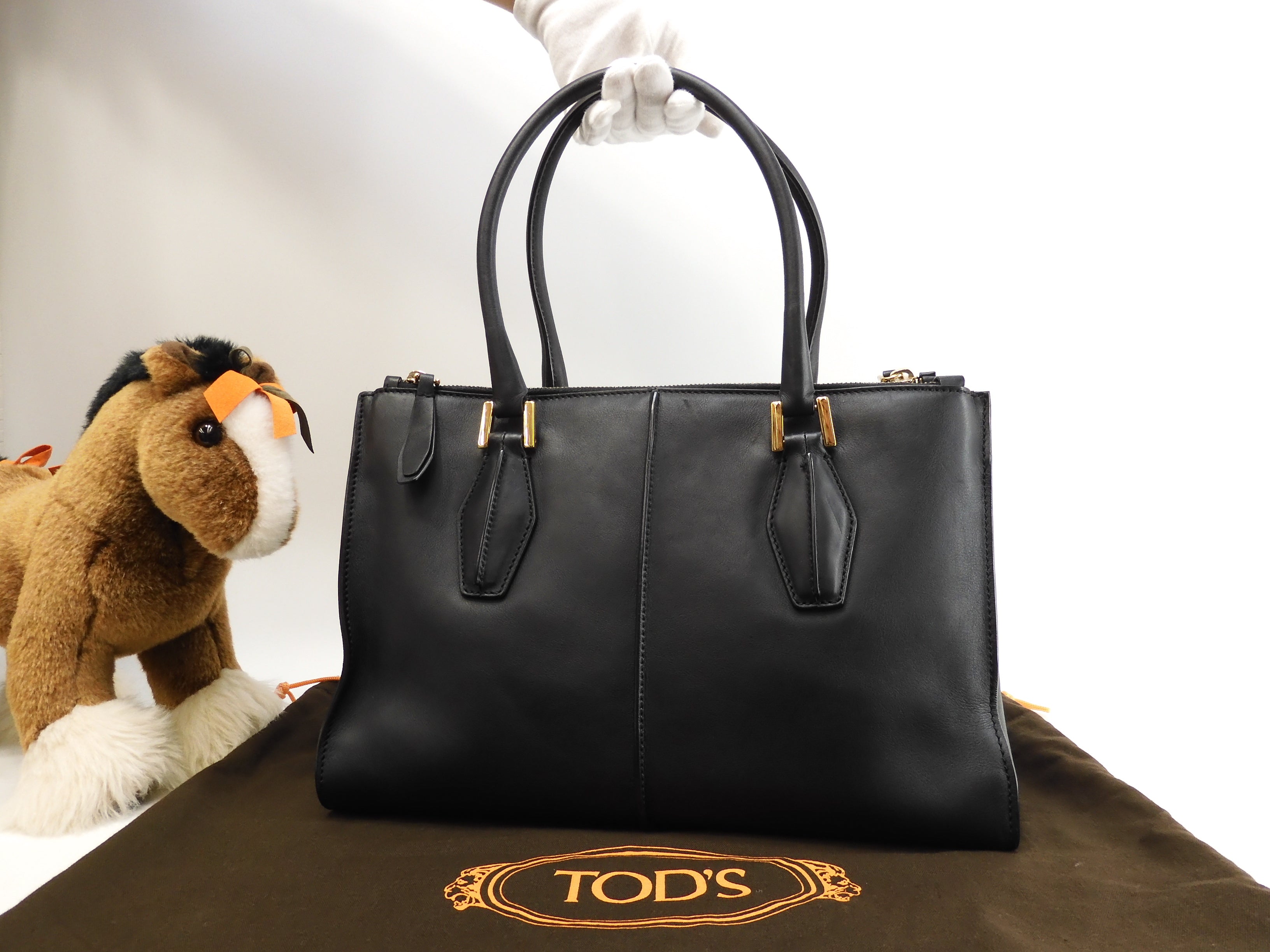Tod's borsa tote in pelle liscia nera, a mano, ottime condizioni @LP31