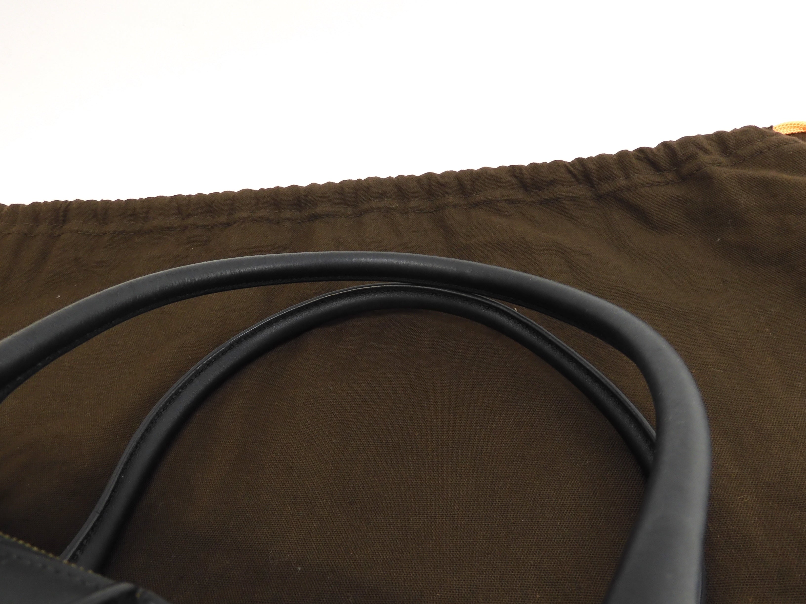 Tod's borsa tote in pelle liscia nera, a mano, ottime condizioni @LP31