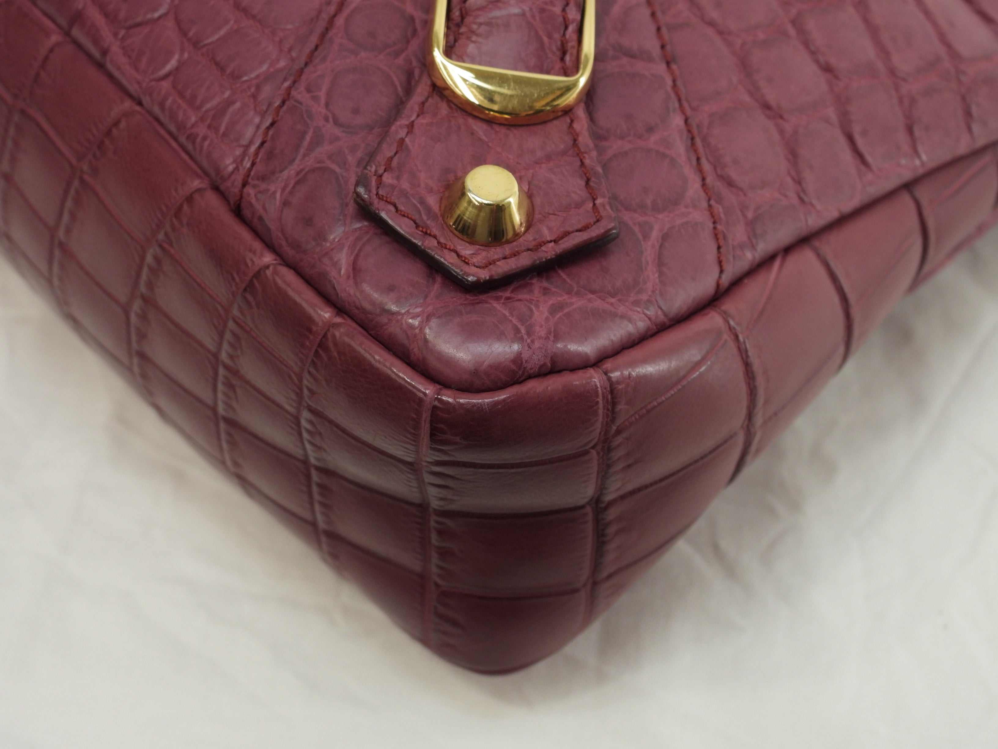 Balenciaga The First, borsa a mano in pelle di coccodrillo bordeaux, con tracolla, condizioni eccellenti@ 1