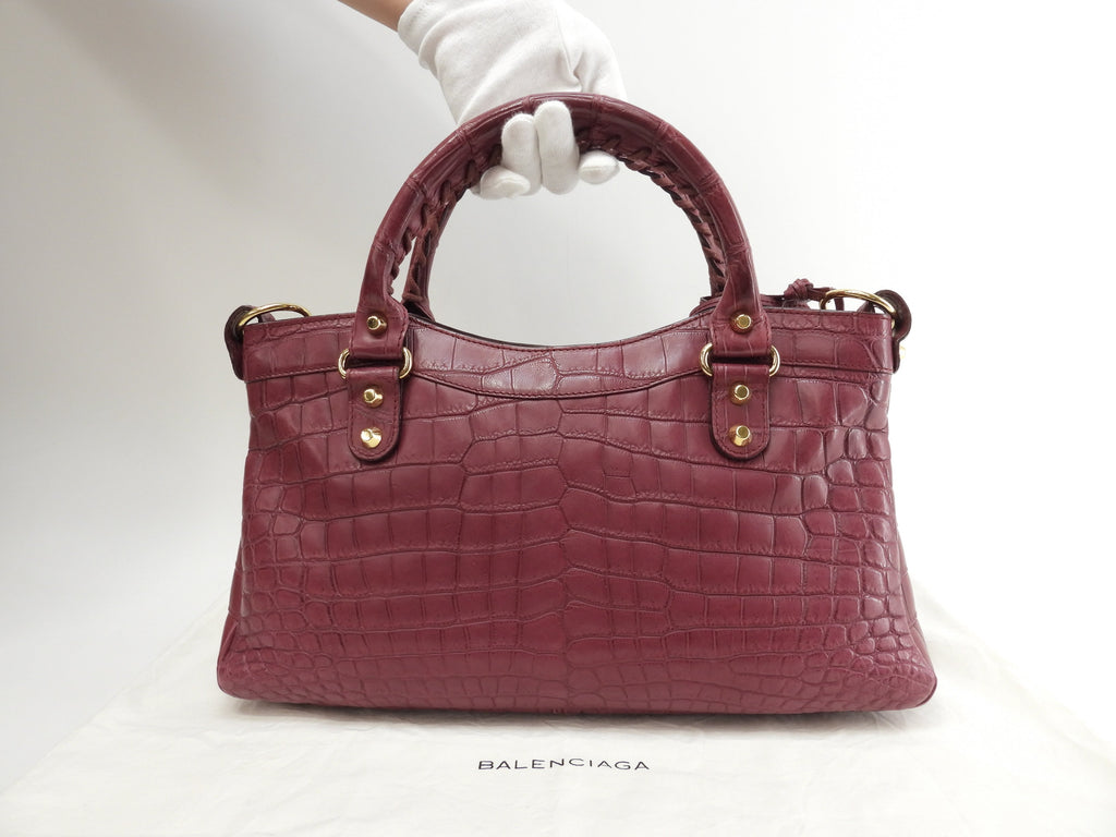 Balenciaga The First, borsa a mano in pelle di coccodrillo bordeaux, con tracolla, condizioni eccellenti@ 1