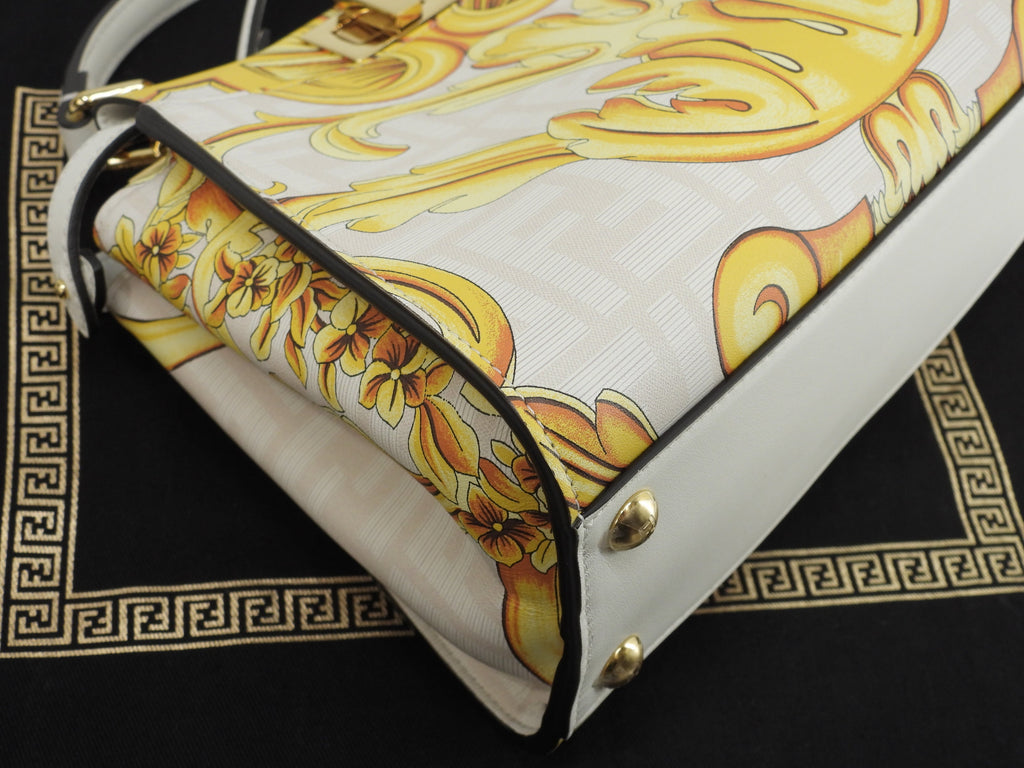 Fendi x Versace Peekaboo Mini borsa a mano in pelle bianca e gialla pochette Fendace mai usata @ 1