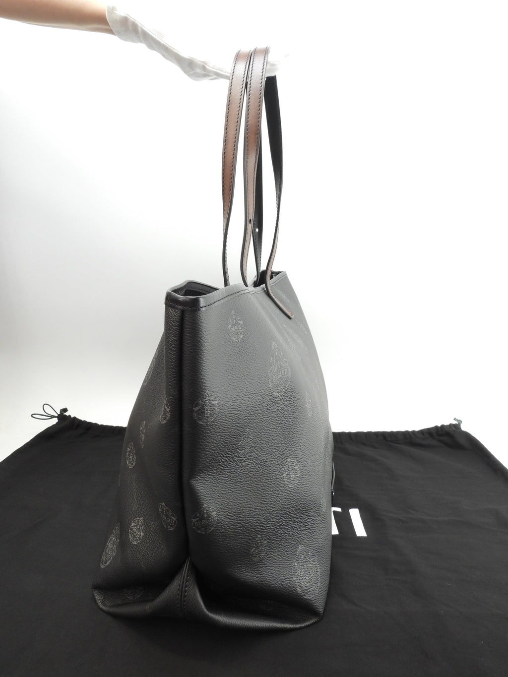 Berluti Pure Signature Borsa a tracolla shopping uomo in pelle scura e nera, condizioni eccellenti@U0211