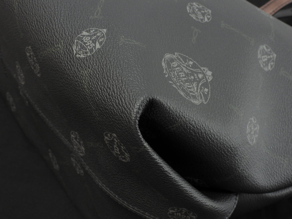 Berluti Pure Signature Borsa a tracolla shopping uomo in pelle scura e nera, condizioni eccellenti@U0211