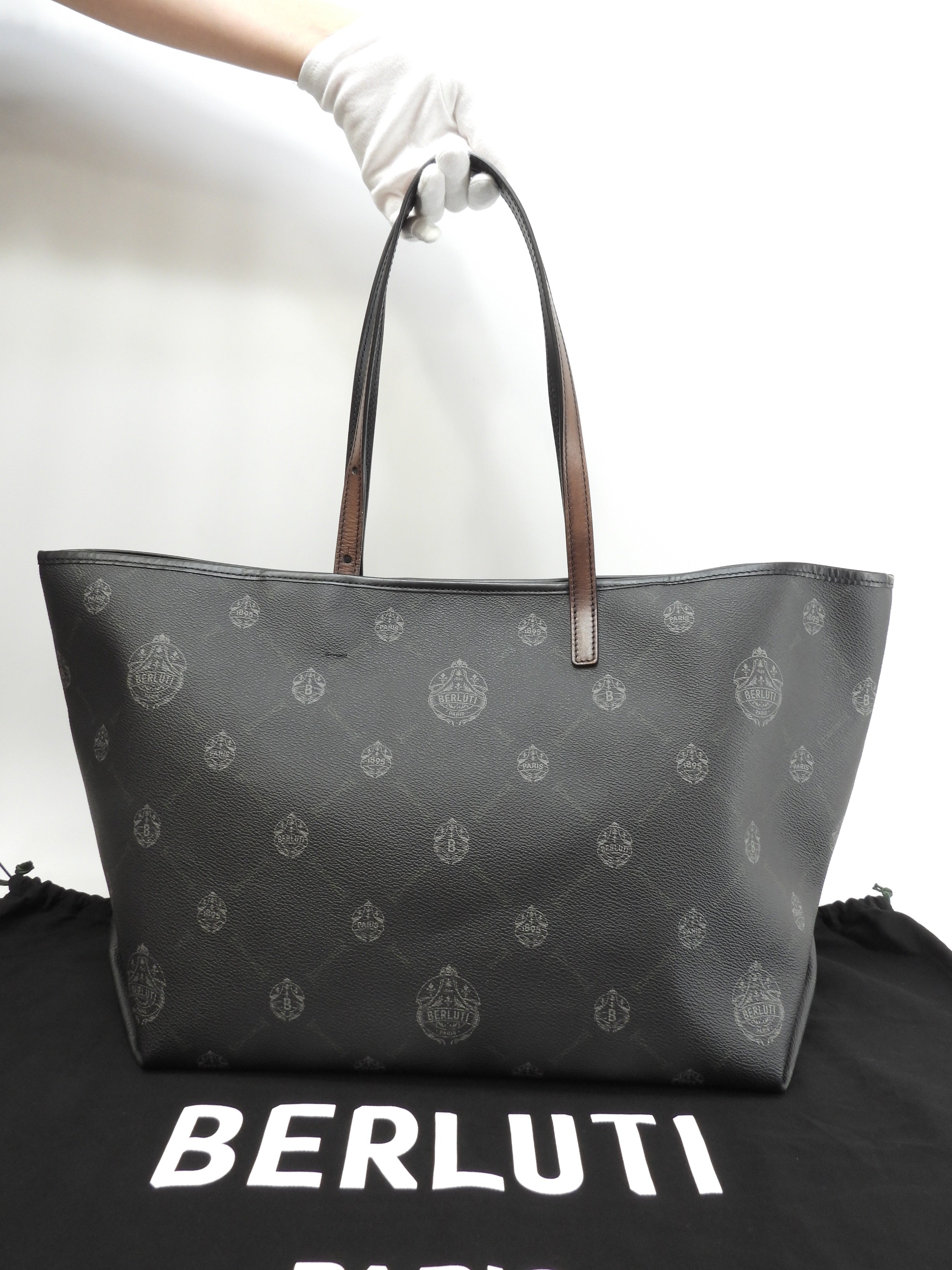 Berluti Pure Signature Borsa a tracolla shopping uomo in pelle scura e nera, condizioni eccellenti@U0211