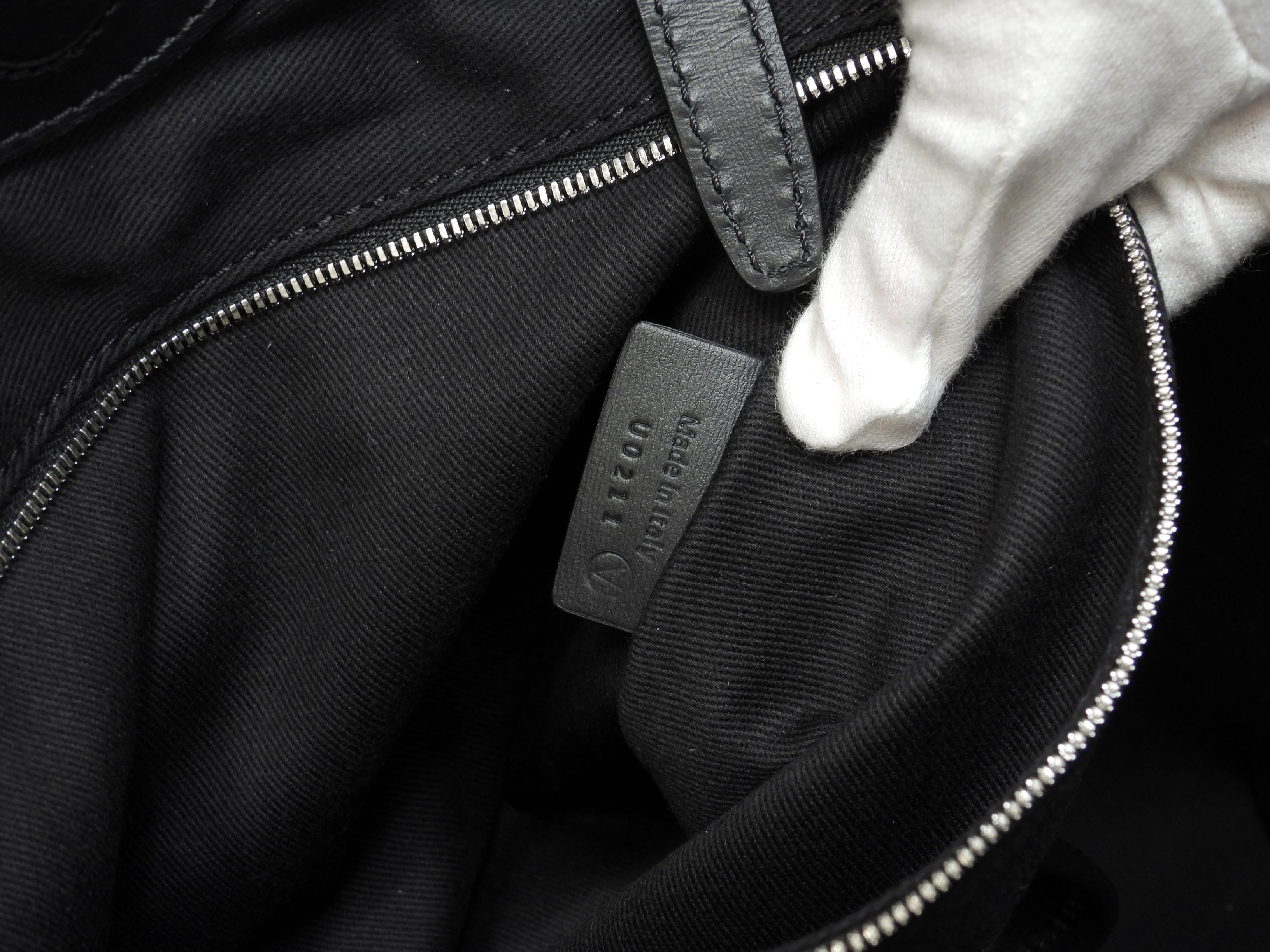 Berluti Pure Signature Borsa a tracolla shopping uomo in pelle scura e nera, condizioni eccellenti@U0211